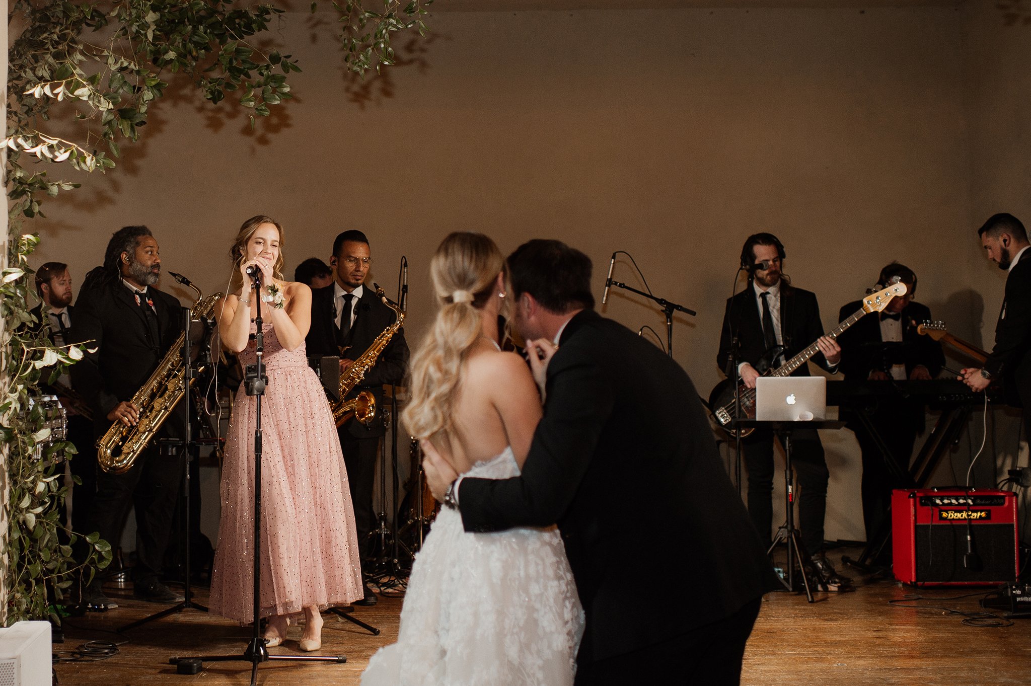 austin tx wedding photographer _ austin bride _ brides of austin _ ashley gillen photography _ the barr mansion _ houston wedding photographer _ jher362.jpg