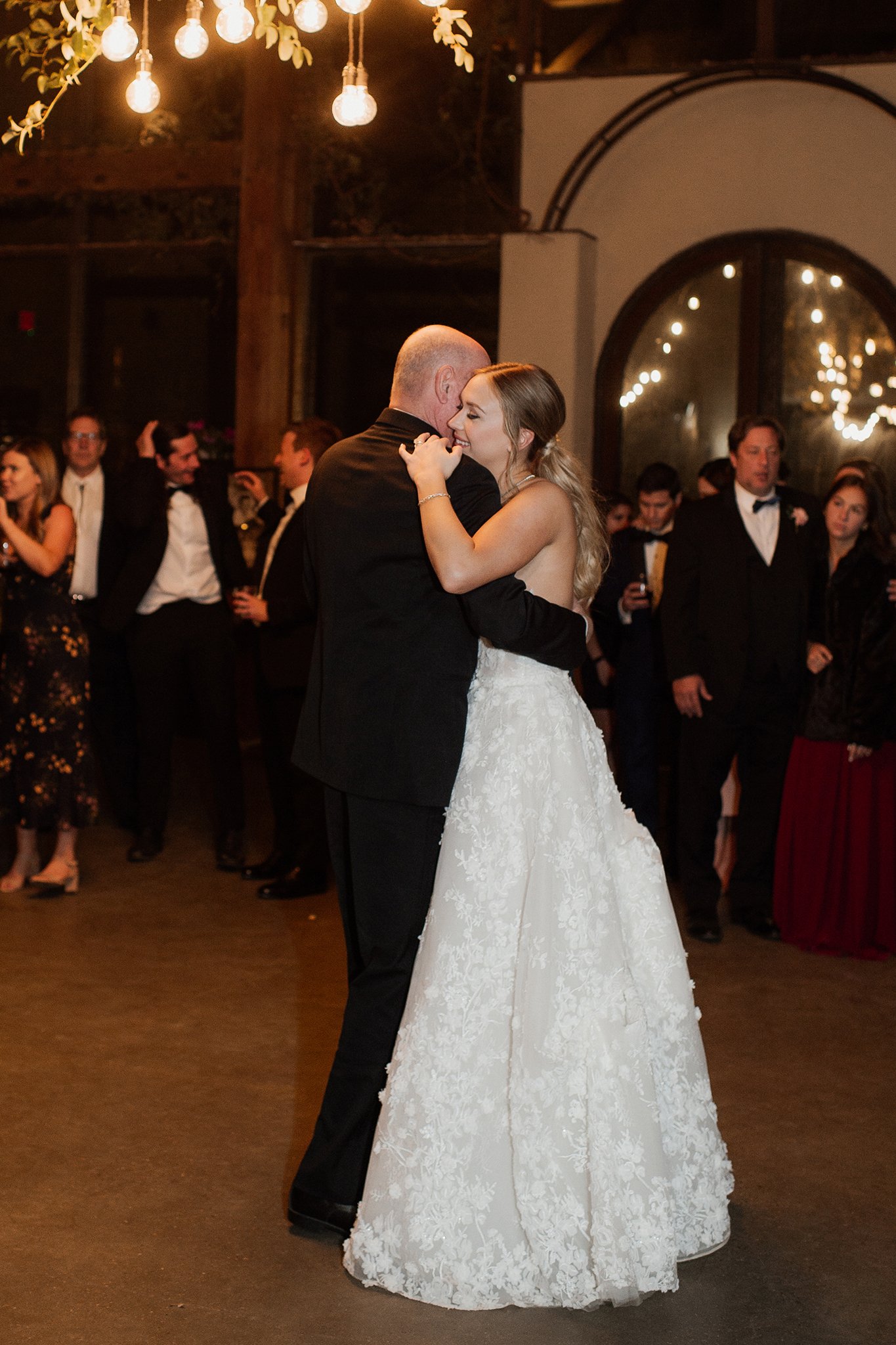 austin tx wedding photographer _ austin bride _ brides of austin _ ashley gillen photography _ the barr mansion _ houston wedding photographer _ jher364.jpg