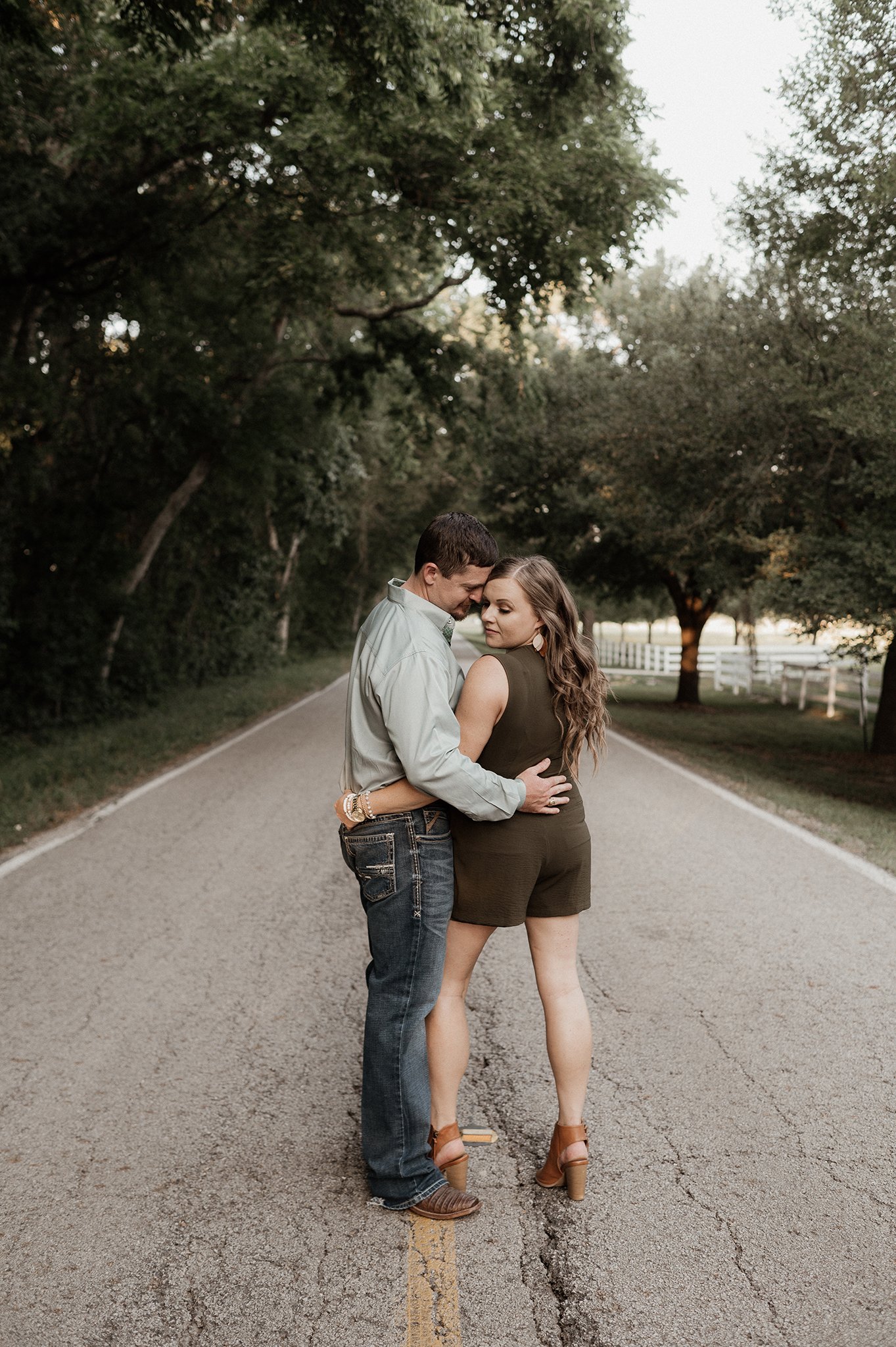 olde dobbin station _ houston tx wedding photographer _ montgomery tx wedding photographer _ conroe wedding photographer _ houston bride _ bride to be _ texas bride _ braan29.jpg