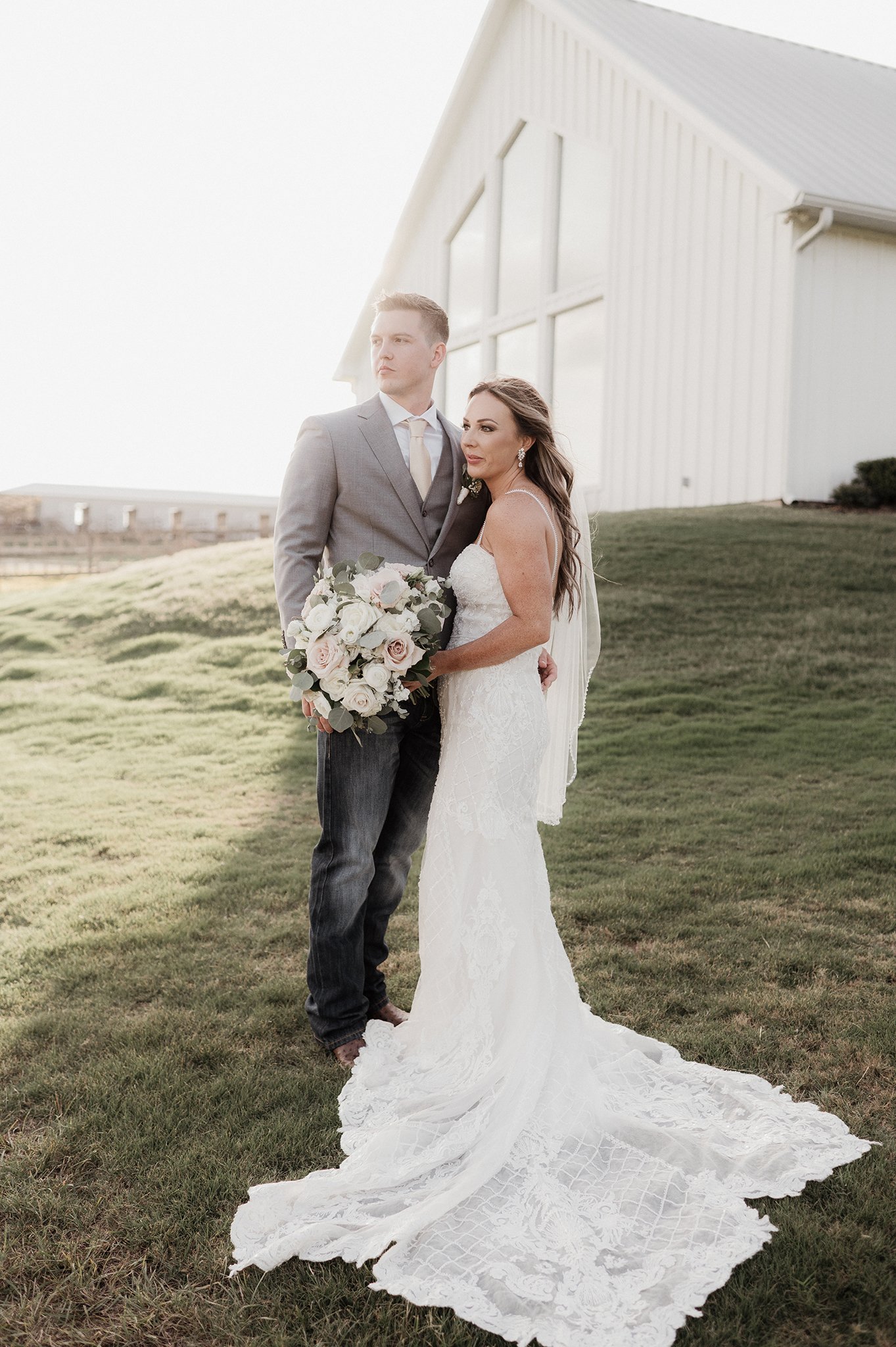 montgomery tx wedding _ the farmhouse _ houston wedding photographer _ tifc83.jpg