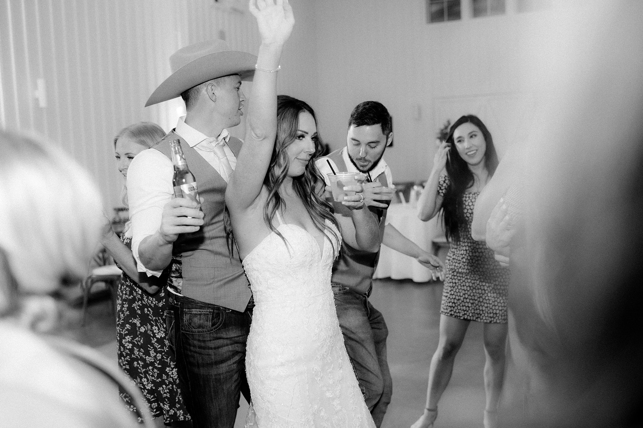 montgomery tx wedding _ the farmhouse _ houston wedding photographer _ tifc132.jpg