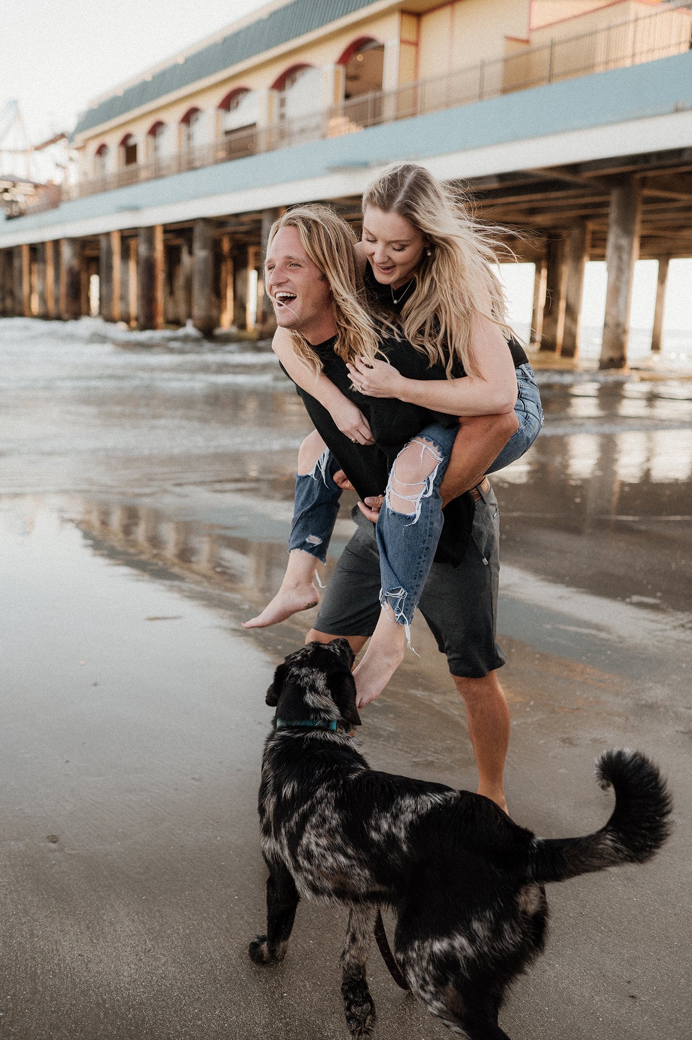 galveston tx enagement _ ashley gillen photography _ houston wedding photogapher _ galveston wedding photographer _ houston engagement _ brides of texas _ beach engagment _ gradymeg70.jpg