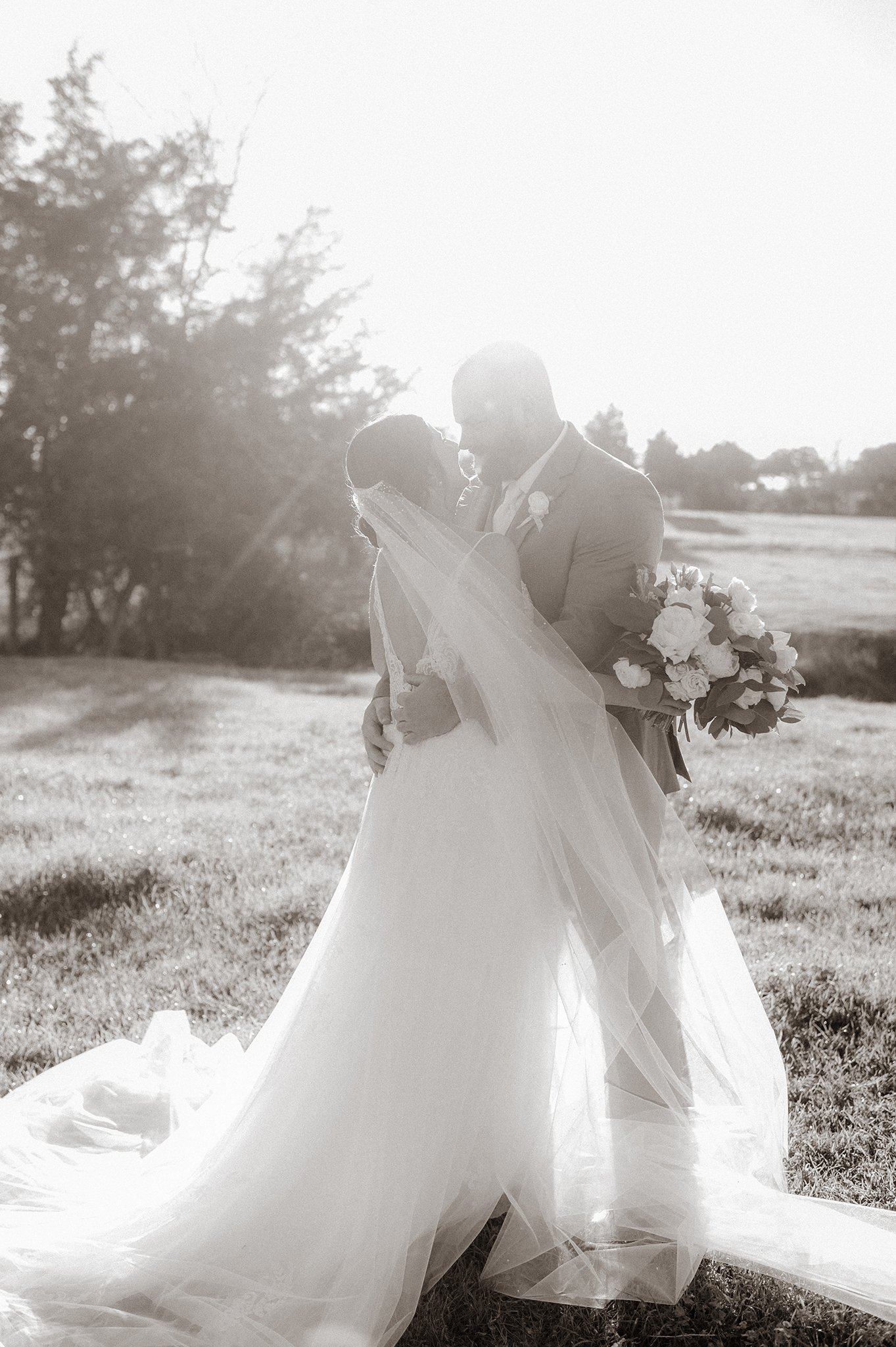 montgomery wedding photographer _ houston wedding photographer _ texas micro wedding _ country micro wedding _ houston wedding photographer _ bol52.jpg