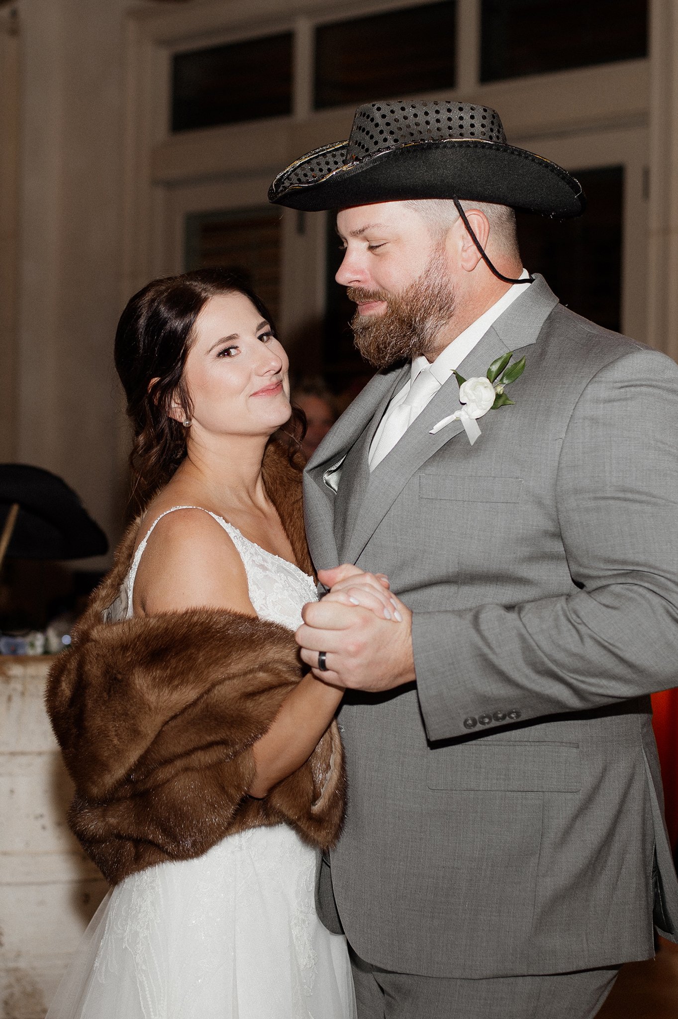 montgomery wedding photographer _ houston wedding photographer _ texas micro wedding _ country micro wedding _ houston wedding photographer _ bol145.jpg