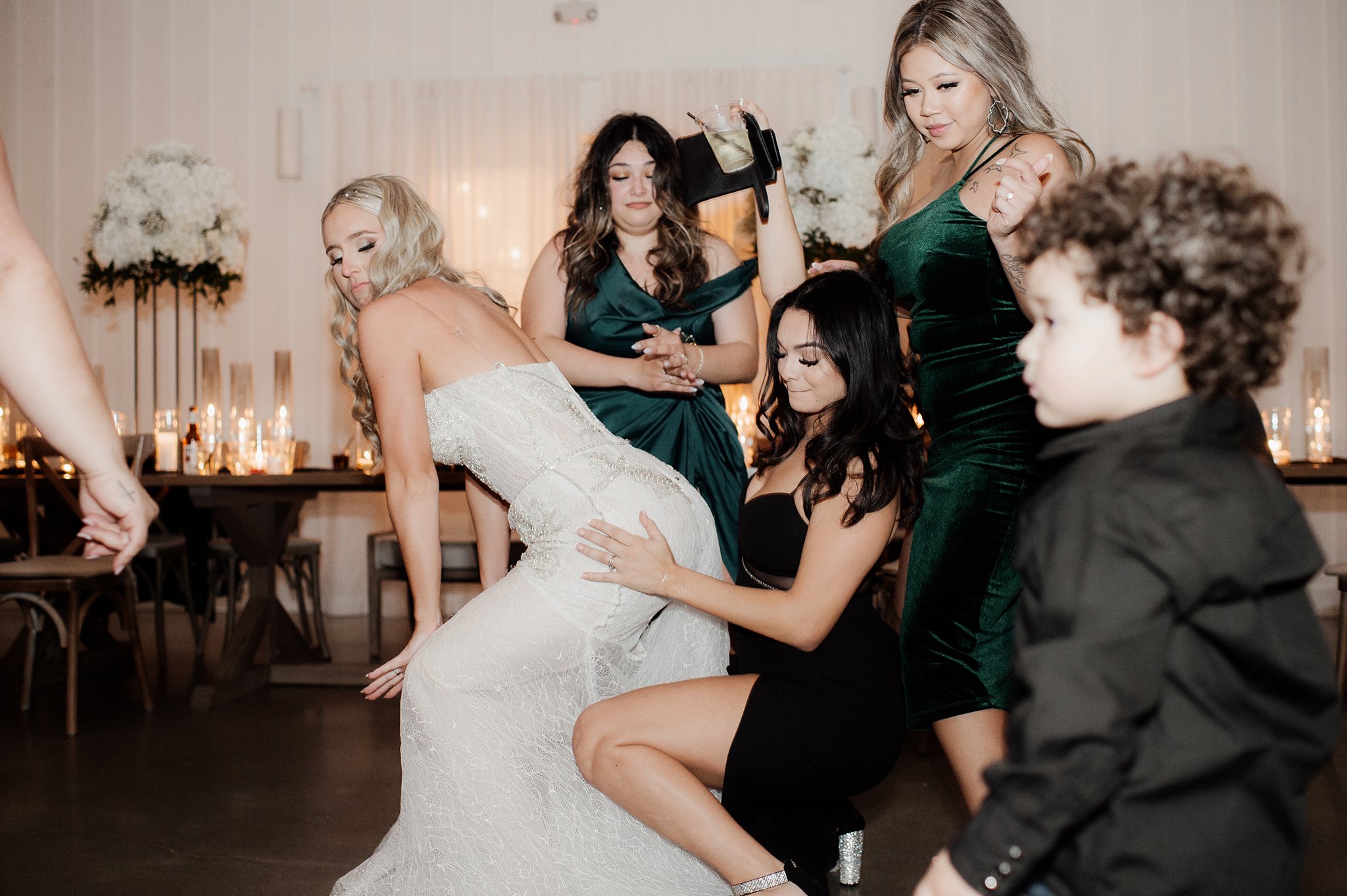 montgomery tx wedding photographer _ the farmhouse weddings _ houston tx wedding photographer _ ashley gillen photography _ alro213.jpg