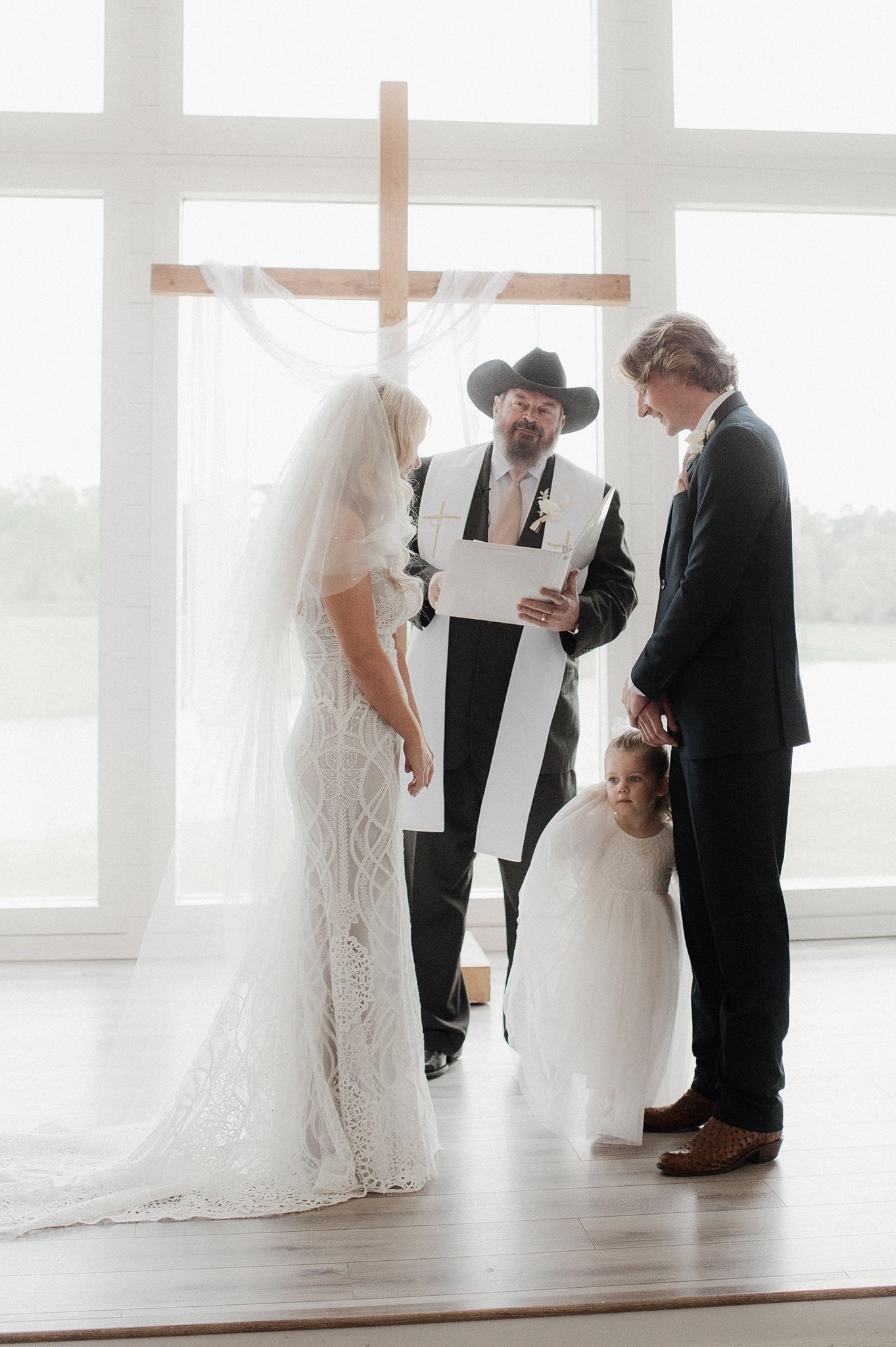 Montgomery TX Wedding _ The Farmhouse _ Ashley Parker _ Houston Wedding Photographer _ Mongtomery Wedding Photographer _ AP58.jpg