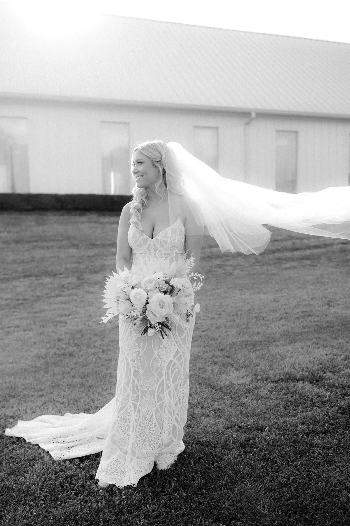 Montgomery TX Wedding _ The Farmhouse _ Ashley Parker _ Houston Wedding Photographer _ Mongtomery Wedding Photographer _ AP101.jpg