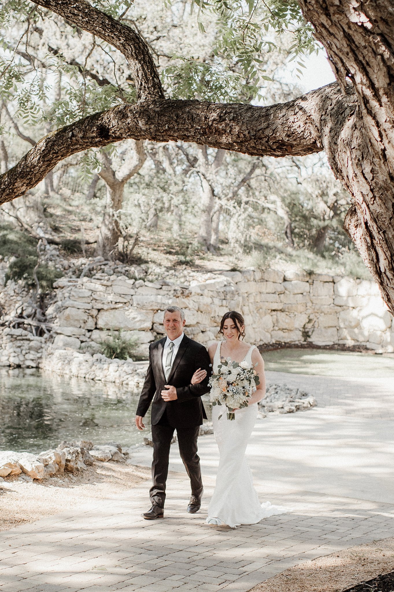 austin tx wedding photographer _  hidden falls venue _ dripping springs wedding _ austin weddings _ austin bride _ courtvic99.jpg