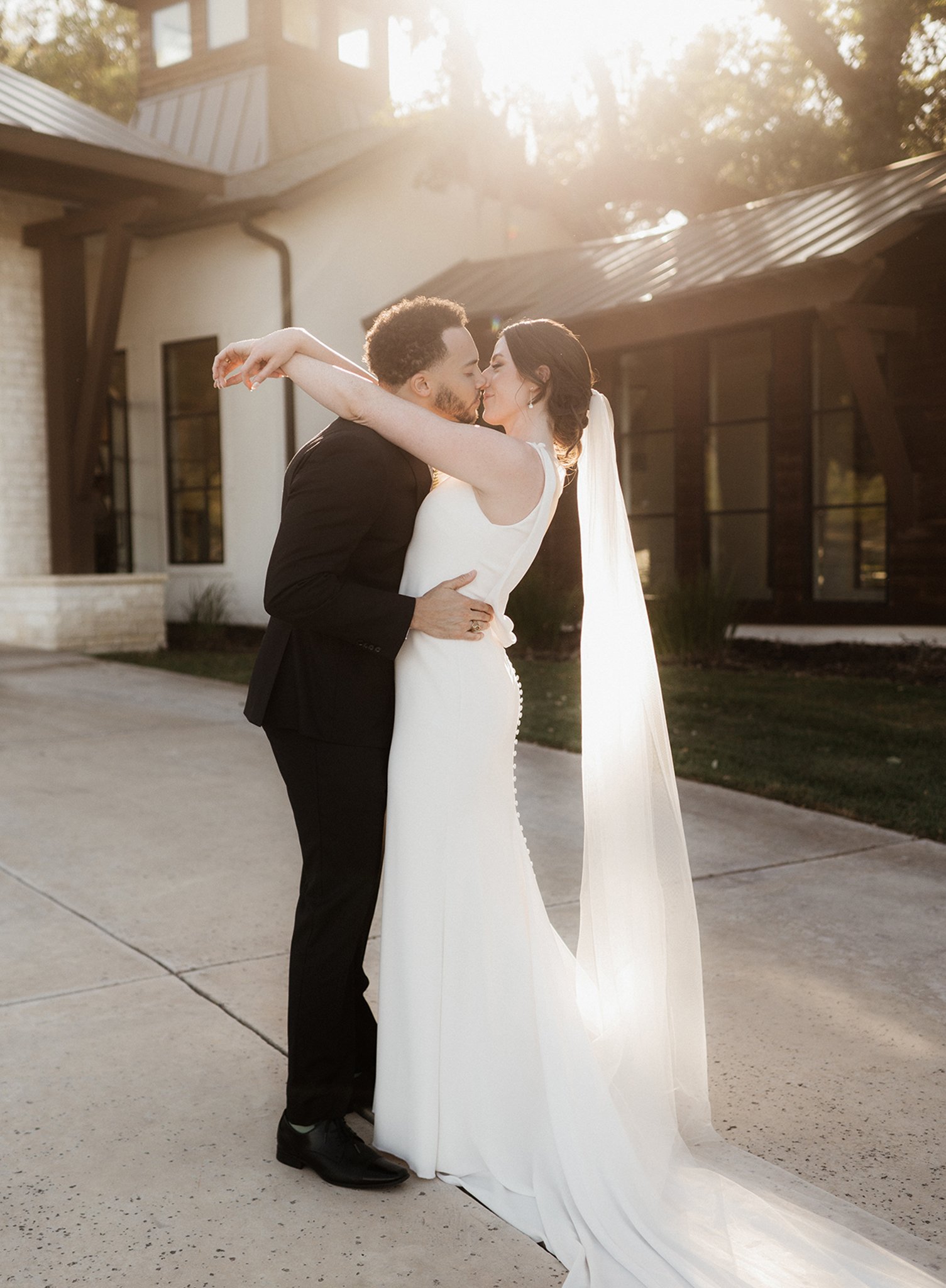 austin tx wedding photographer _  hidden falls venue _ dripping springs wedding _ austin weddings _ austin bride _ courtvic162.jpg