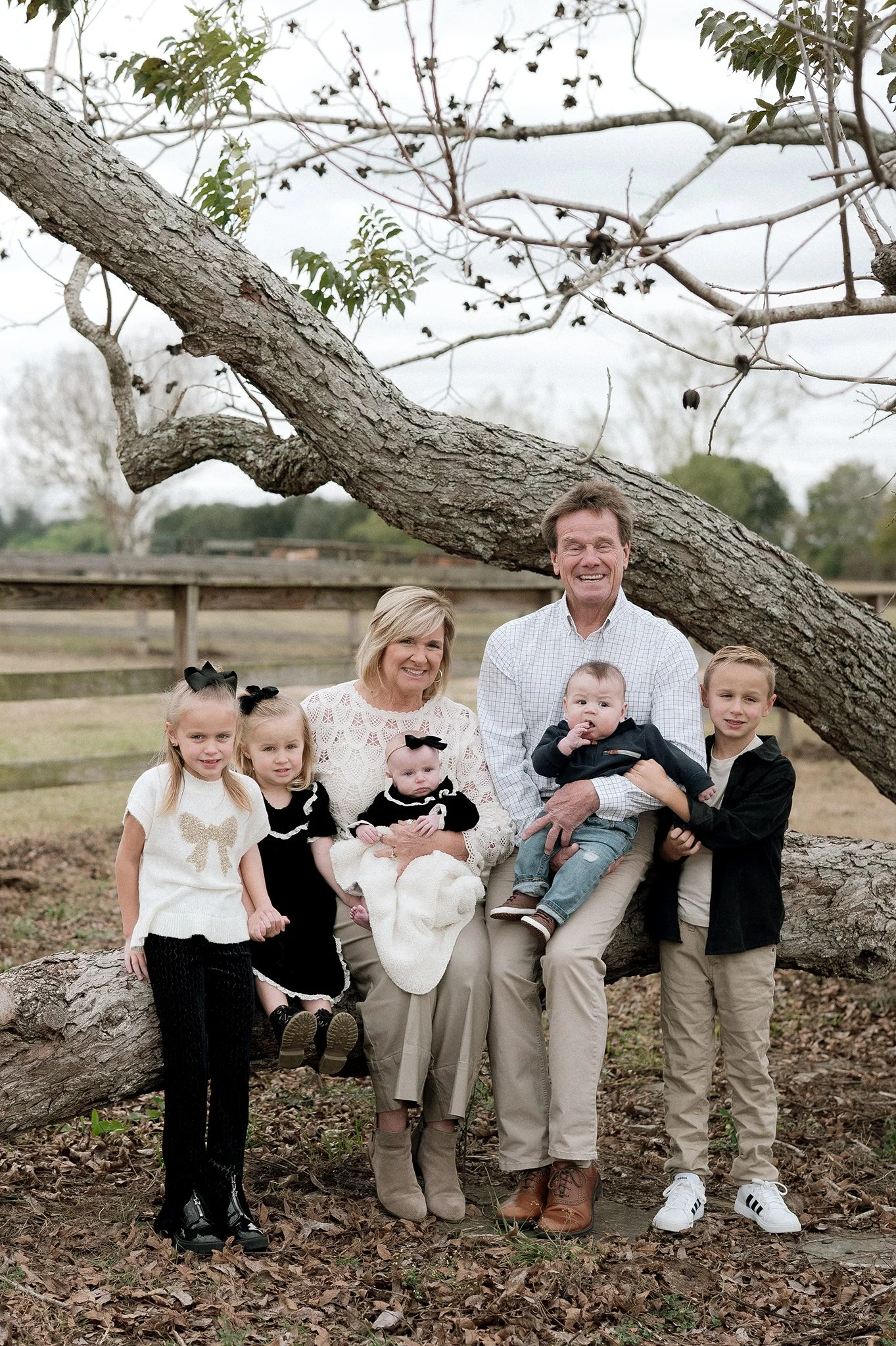 conroe family photographer _ ashley gillen photography _ extended family photography _ conroe photographer _ montgomery family photographer _ the woodlands family photographer _ agmar3.jpg