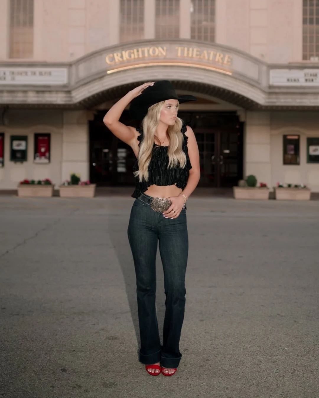 Evening shoot downtown with @kasyn.callihan