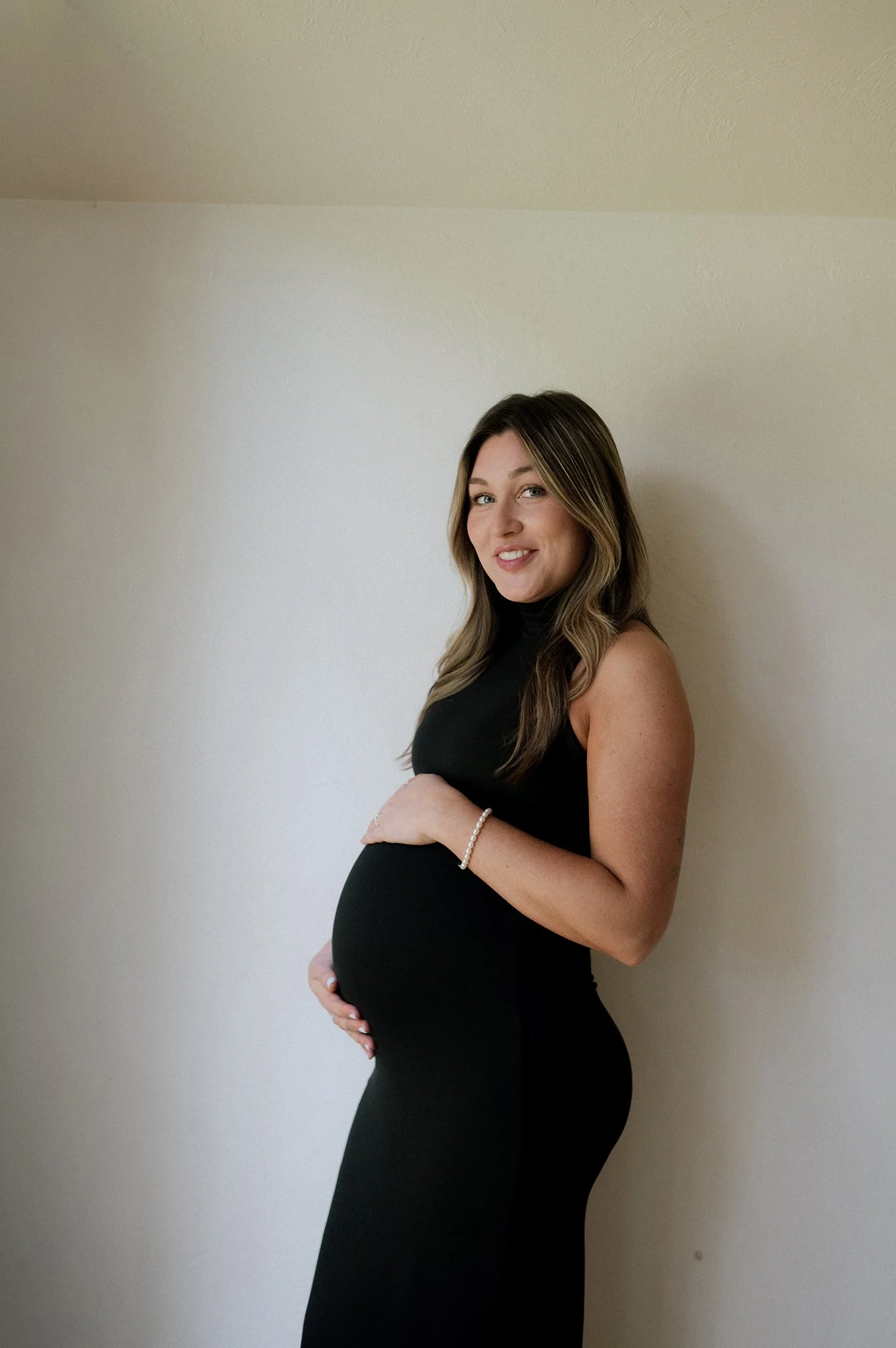conroe-tx-maternity-photographer-the-oak-atilier-loganmad12.jpg