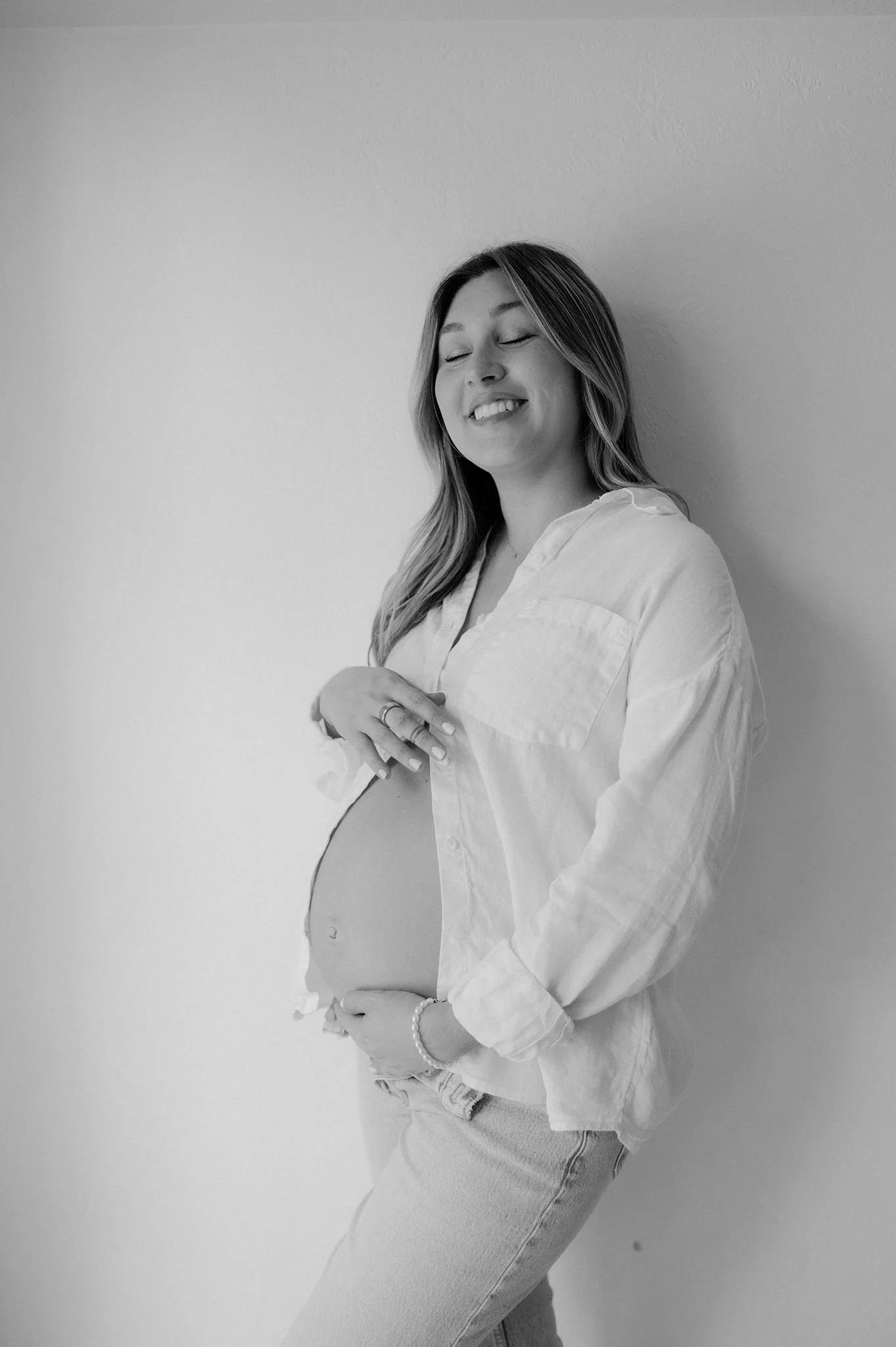 conroe-tx-maternity-photographer-the-oak-atilier-loganmad58.jpg