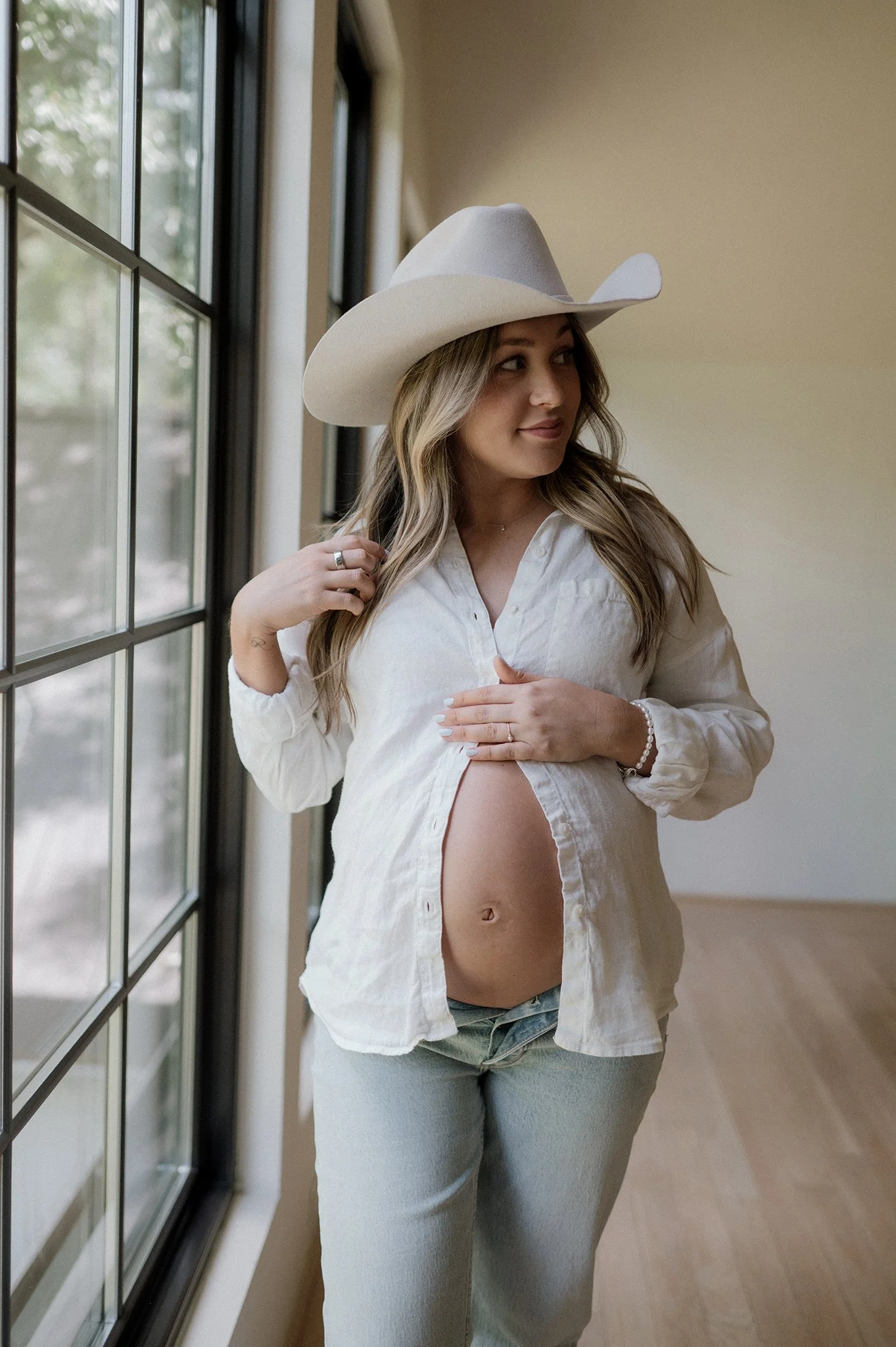 conroe-tx-maternity-photographer-the-oak-atilier-loganmad63.jpg