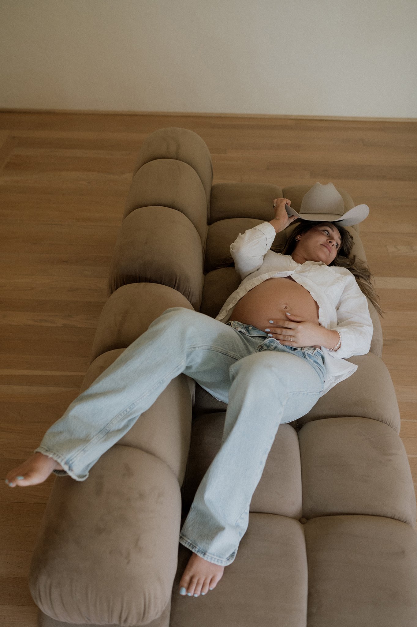 conroe-tx-maternity-photographer-the-oak-atilier-loganmad71.jpg