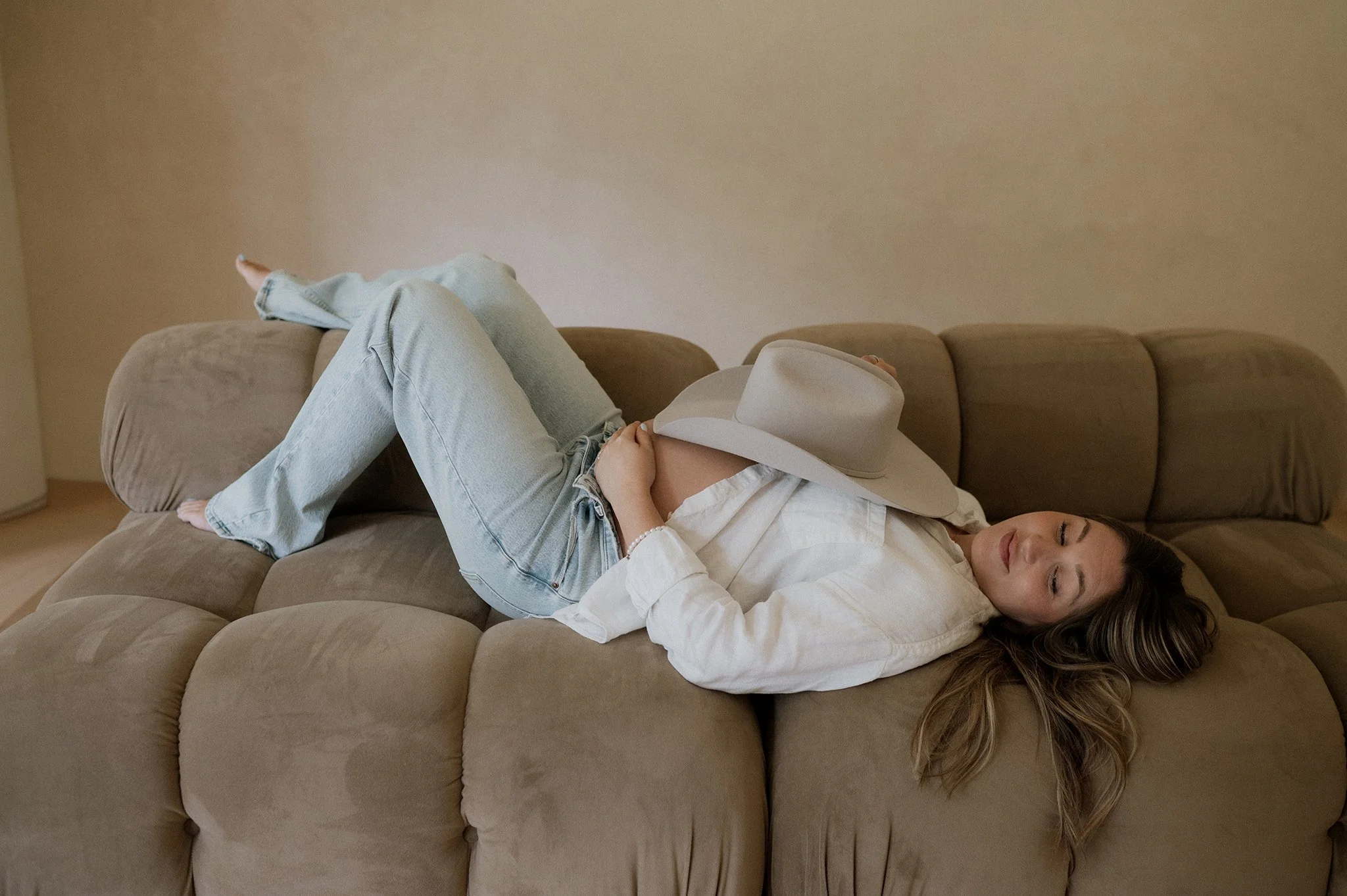 conroe-tx-maternity-photographer-the-oak-atilier-loganmad72.jpg