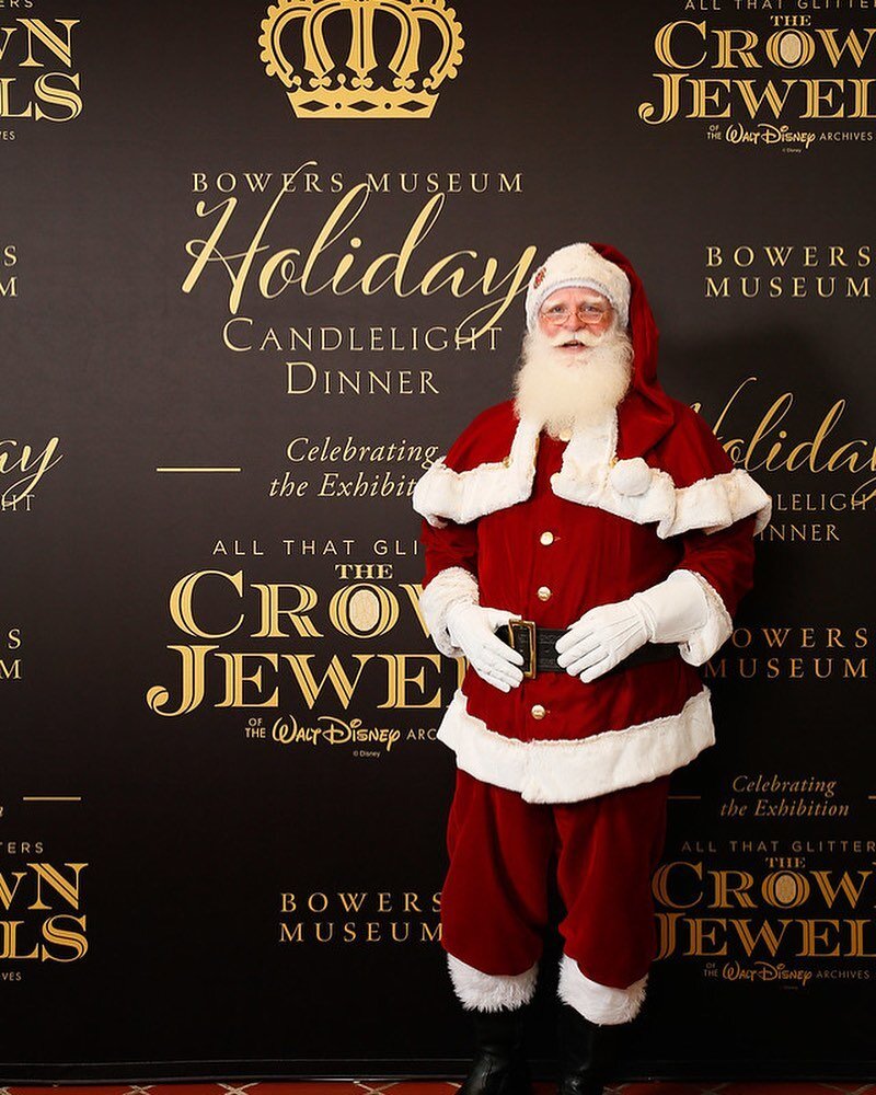 Had a great time at the @bowersmuseum last week! Thank you for inviting me to help spread the holiday cheer! 🎄🎅🏻