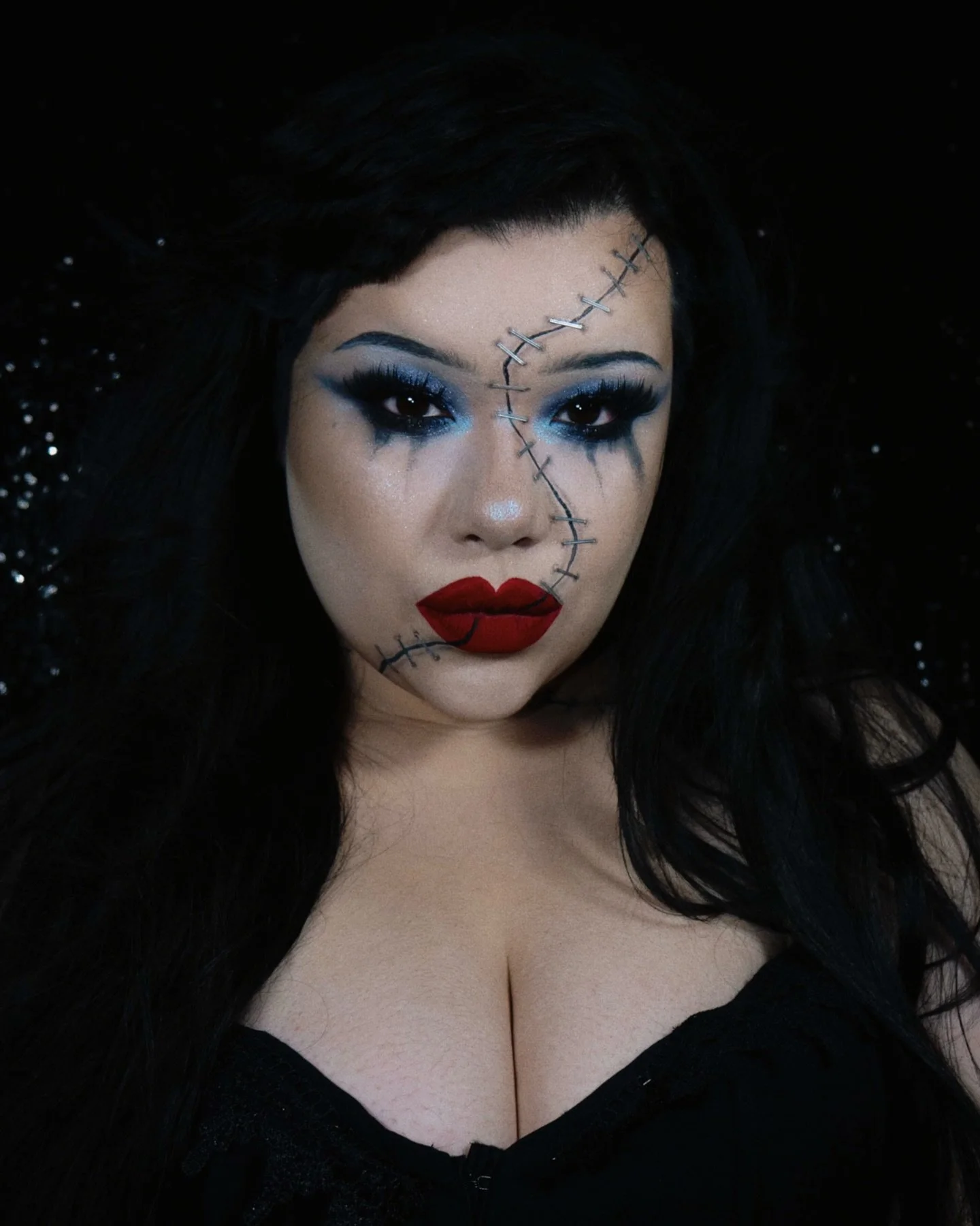 Sweetheart! You look fantastic! You look so... put together 🧟&zwj;♀️🪲✨
(Follow @Beth_Mello for more!)

The only Melloween look I was able to do this year! 🥹🖤

I created this look the day before officially packing up my entire studio and moving ou