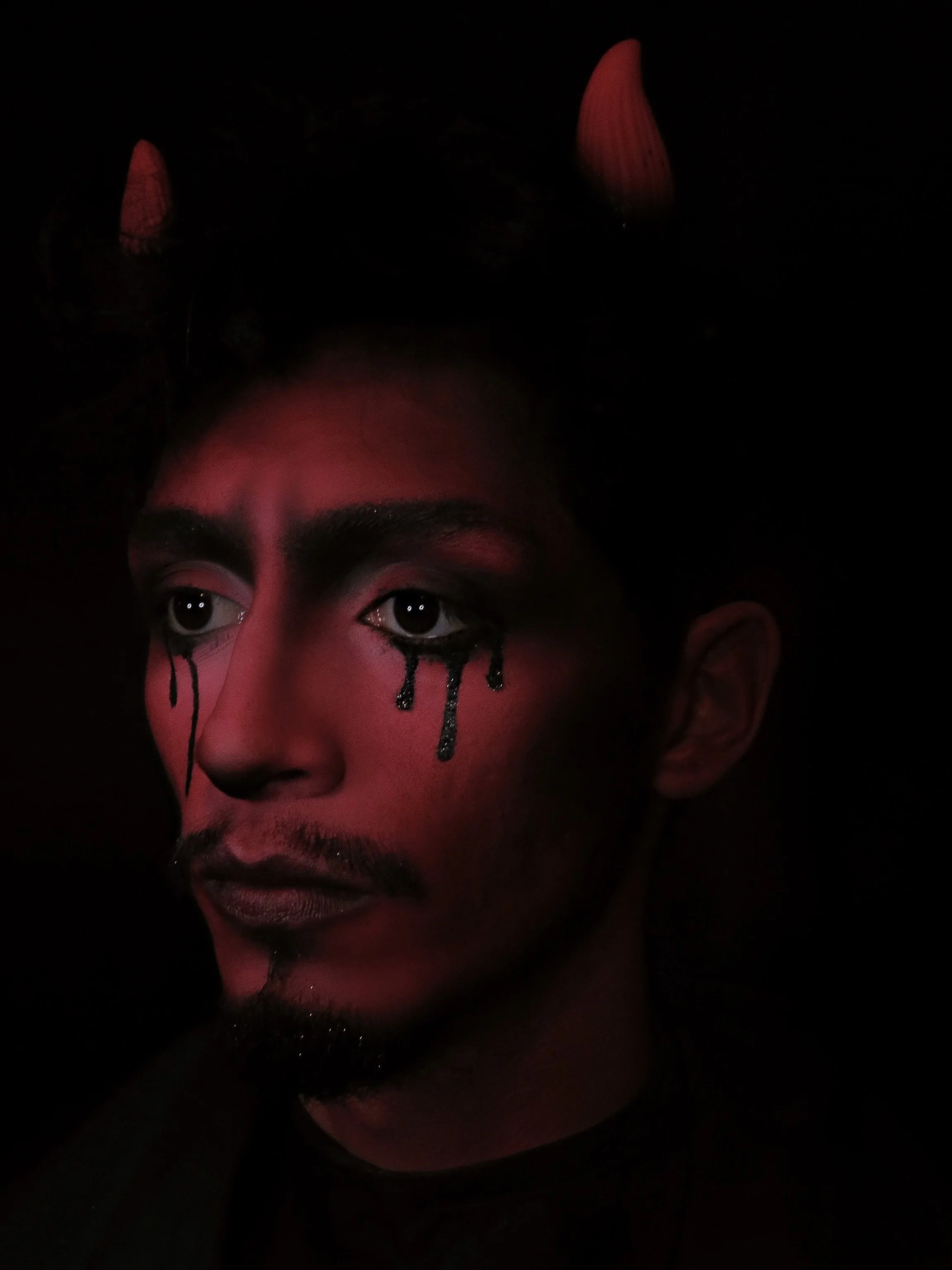 Facetune_08-12-2020-22-51-30.jpg