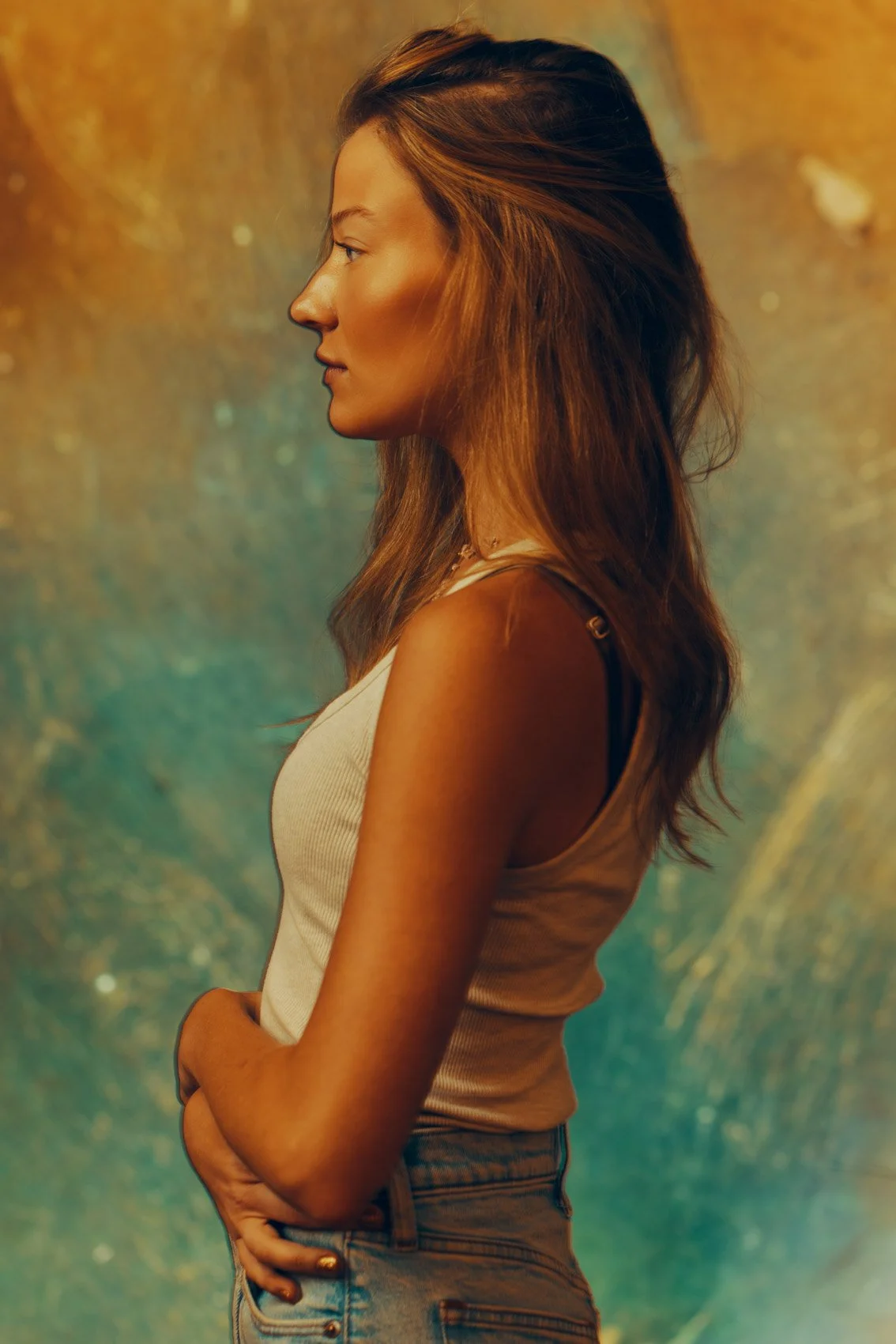 teal-painted-backdrop-portrait-nashville-portrait-photographer-jeremy-cowart.jpg