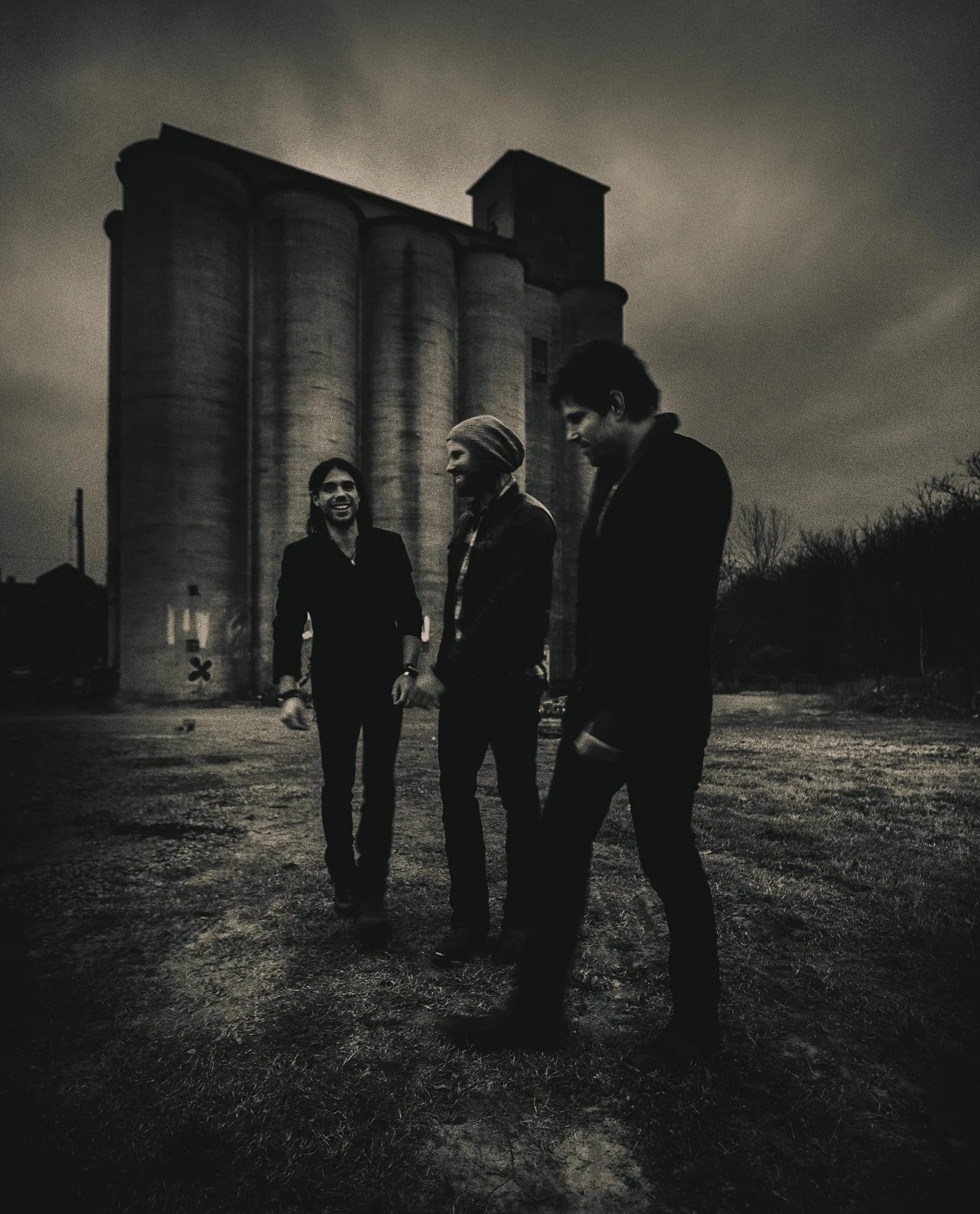 The_Daylights_bw.jpg