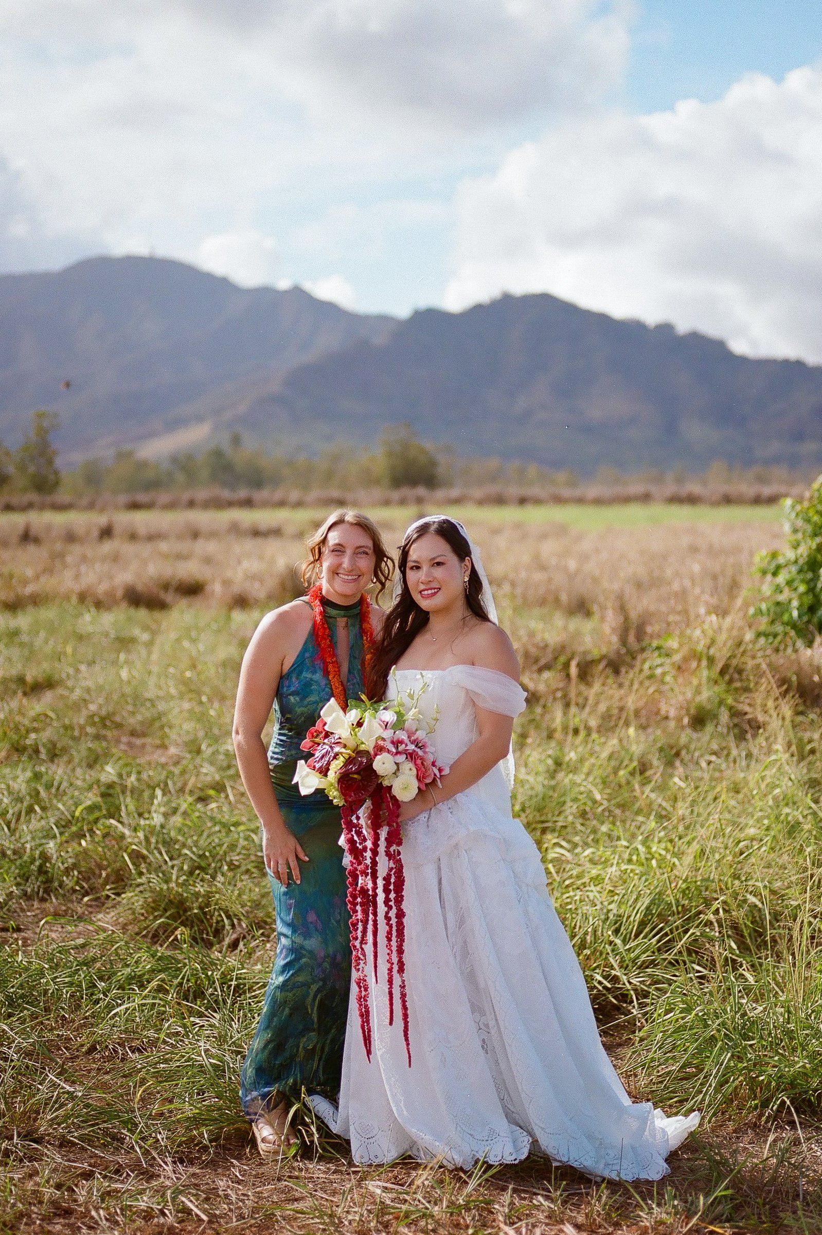 hawaii-film-wedding-photographer-oahu-54.jpg