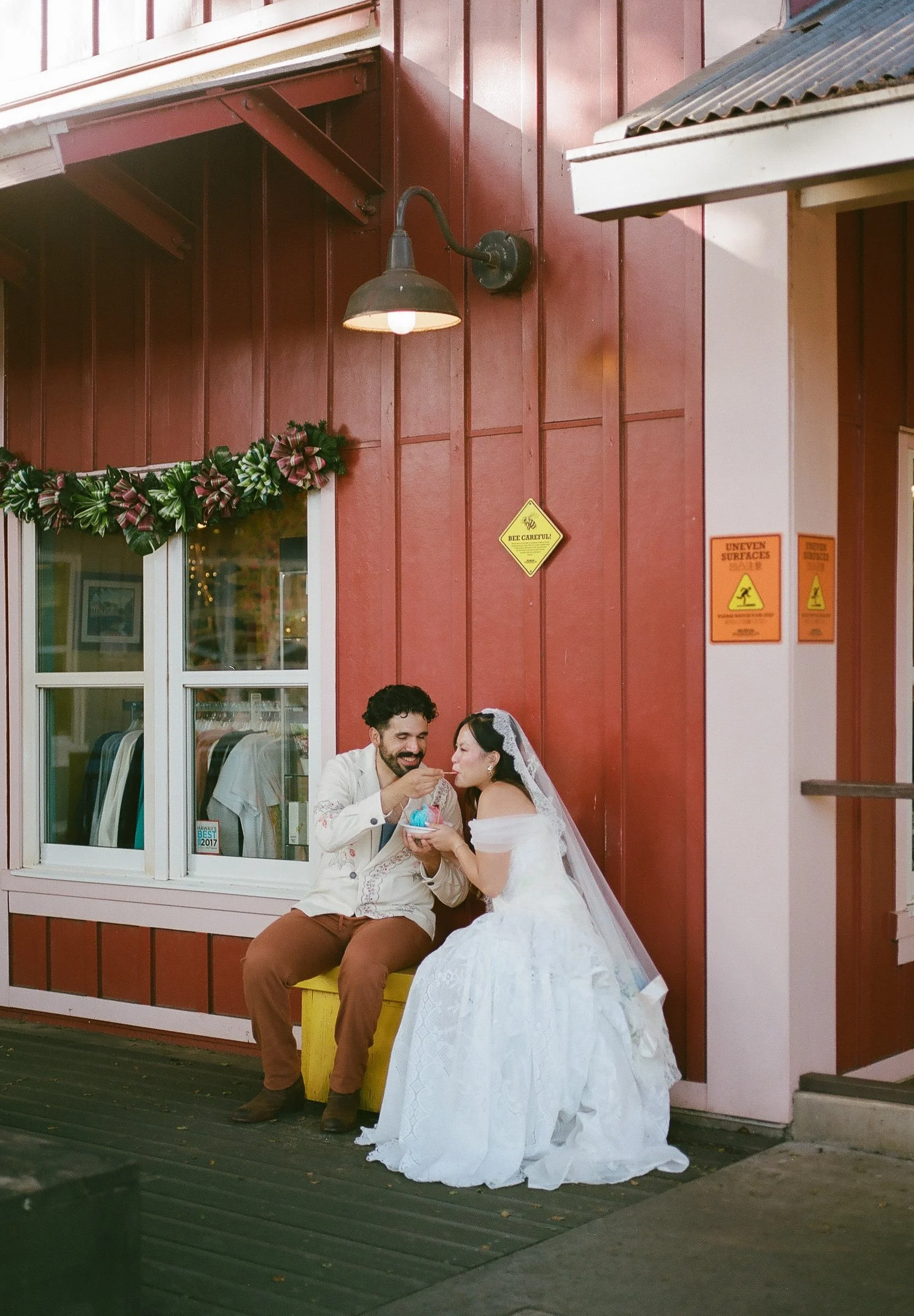 hawaii-film-wedding-photographer-oahu-93.jpg