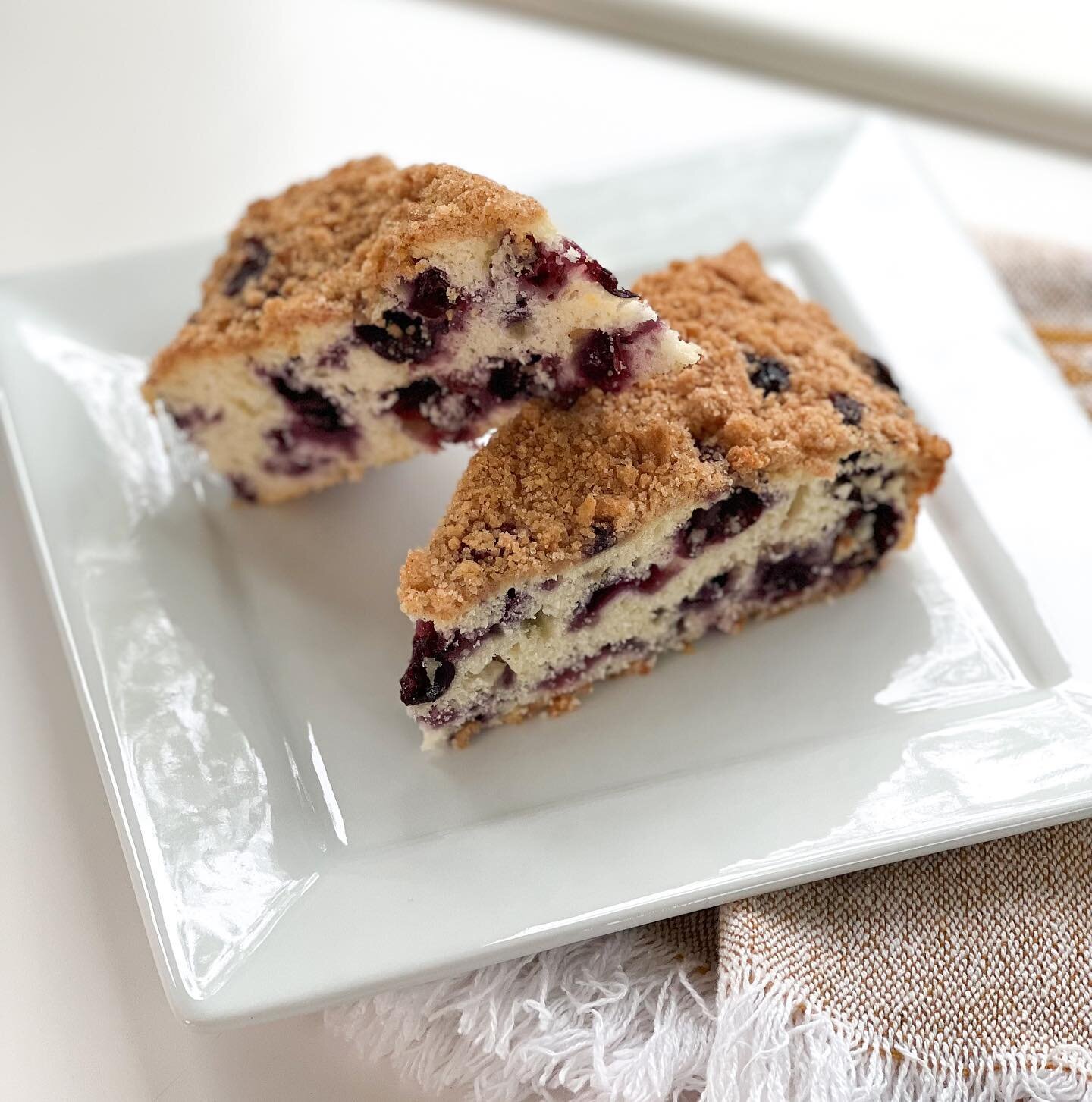 It&rsquo;s Thursday which means it&rsquo;s almost the weekend! Time to make something fun like this delicious blueberry coffee cake! Post yourself making something fun and tag us @thecutmi 

We truly value all of you and would love to feature our fol