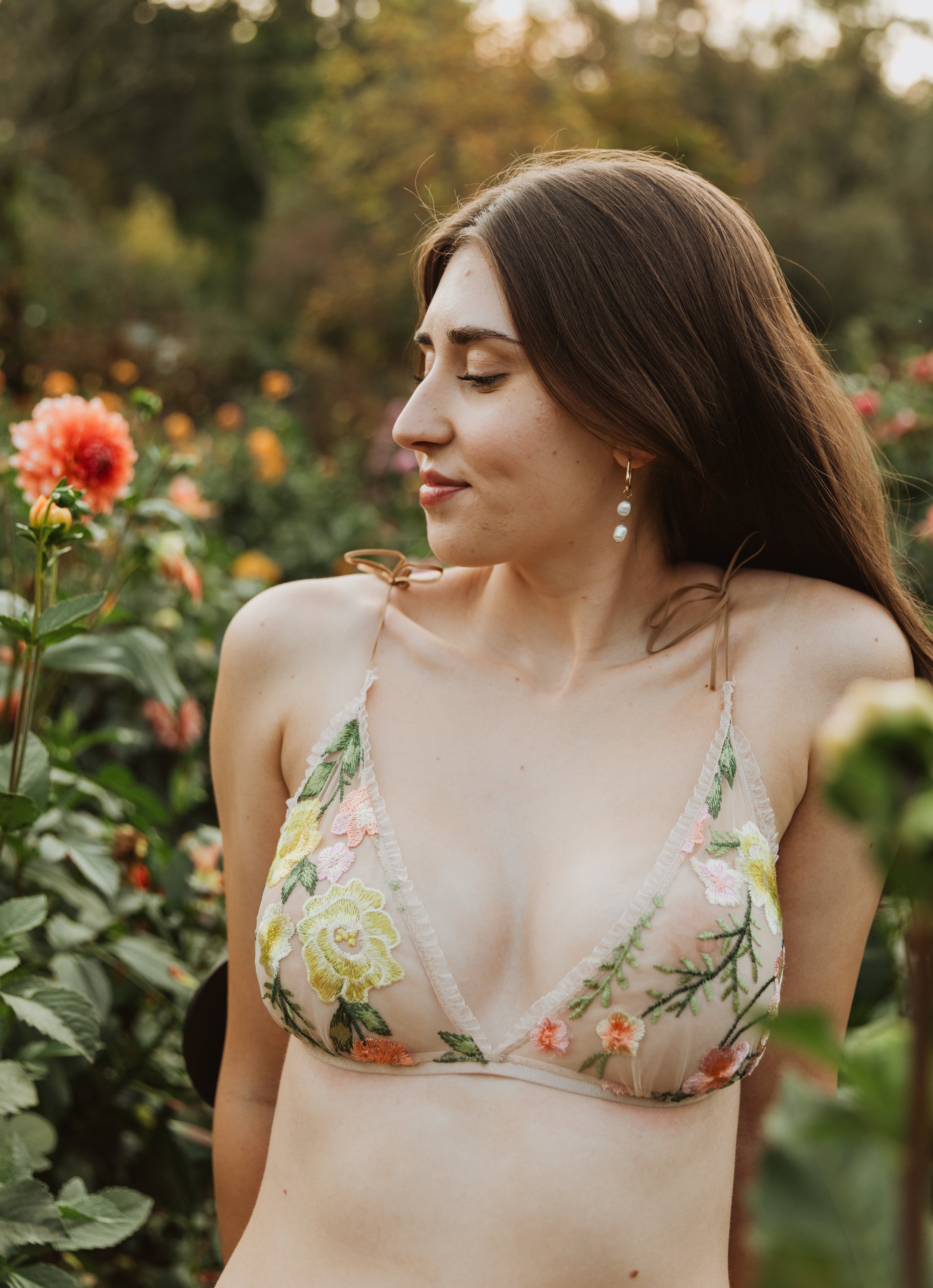 Discover Handcrafted Canadian Lingerie - Your Alternative to Mary Young and  Victoria's Secret — sewn.