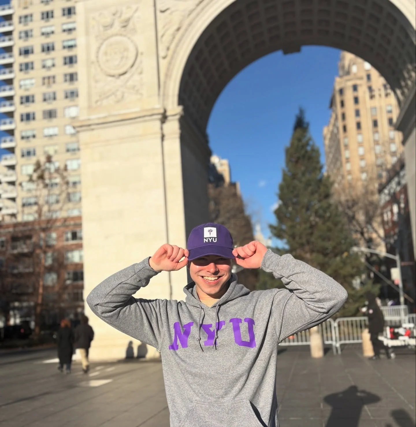 I&rsquo;M GOING TO NYU!!!! Thrilled to share I&rsquo;ll be ringing in the New Year earning my Masters degree at NYU!!! Here&rsquo;s to a new and exciting chapter🥳🥳💜💜

#nyugradschoolbound @nyusps @nyuniversity