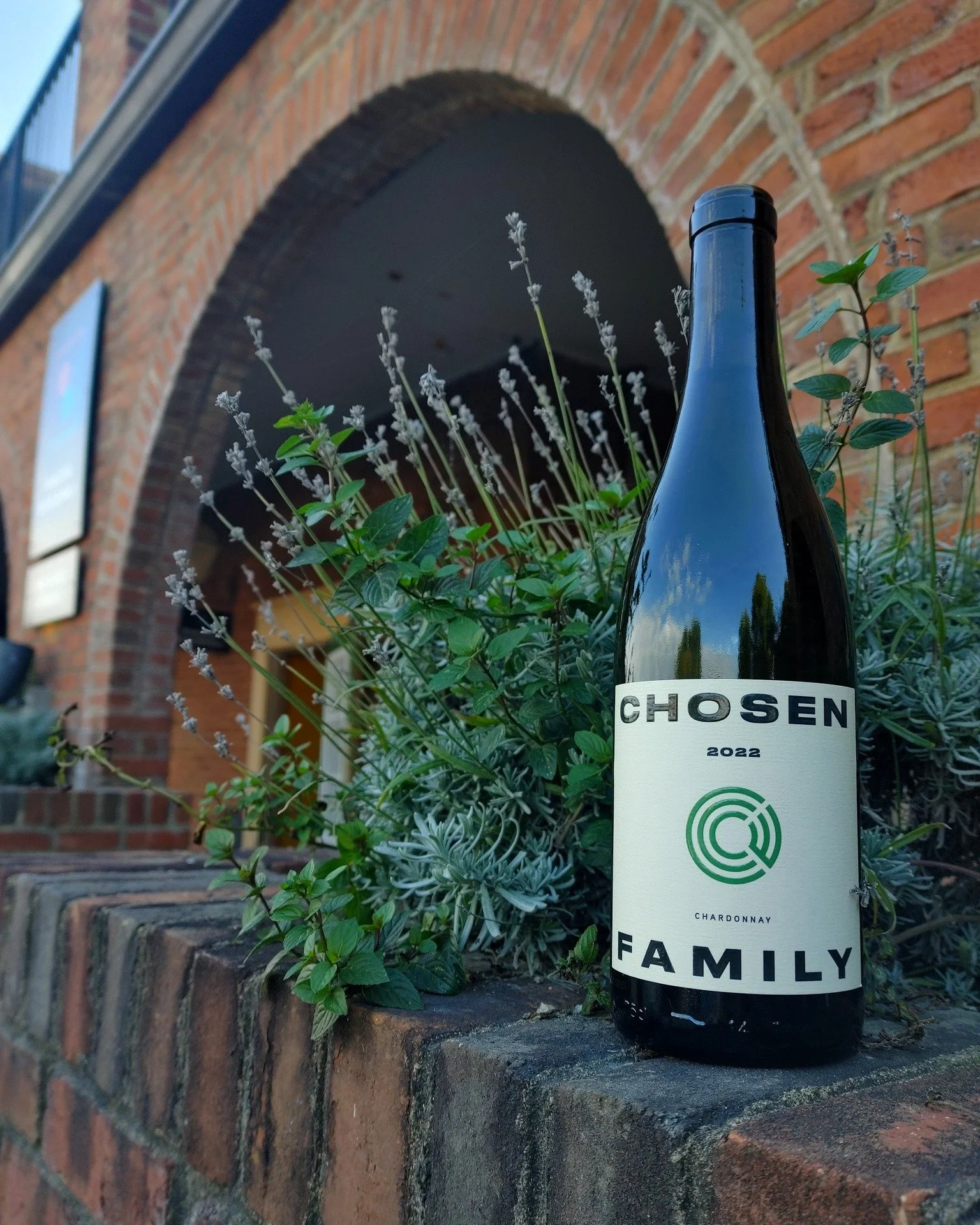 Check out what's new at Piazza Discepoli this week! NBA stars Channing Frye and Kevin Love founded @chosenfamilywines as a tribute to the friends and teammates who have seen them through good times and bad. Channing stopped by the shop recently to ta