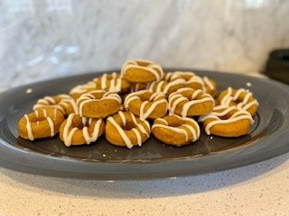Pumpkin Spice Donuts.jpg