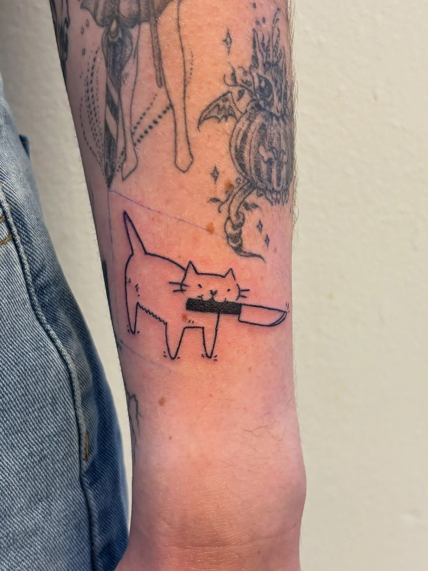 the fiercest lil kitten for mir 🔪 tysm for suggesting this piece for the fall flash sheet! definitely one of my favs and always a blast having you in (: