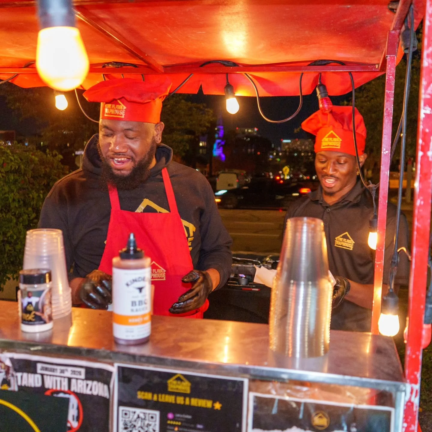 Tonight we are back at @chicartistrystudio for MOOD First Friday Open-Mic Night where we connect and build with some of the city's best creatives and performers. 

🚨 FLASH SALE 🚨 Tickets are only $12 until 3pm!

Vendors for tonight:
@theflavahoodaz