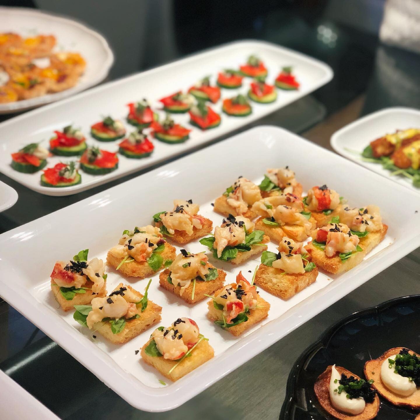 Amuse bouche by @taylorsfoodstuff &amp; I. 
Pictured first to last: 
Lobster Canap&eacute; 🦞 
Smoked Salmon bites 🥒 
Caviar on hand cut chips 🥔 
Prosciutto crostini 🍖
Petite croque Madame 🍳 
Goat cheese croquettes 🧀 
Made with love, in celebrat
