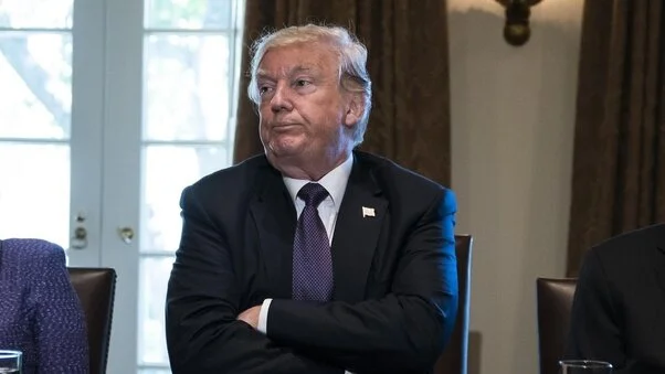 12-22-18-Trump-arms-crossed.jpg