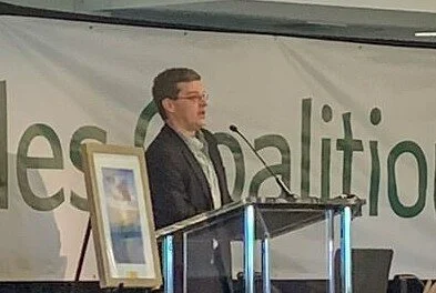 01-16-19-ryan-fisher-photo-at-everglades-conference-by-zak-bennet-daily-mail-cropped.jpg