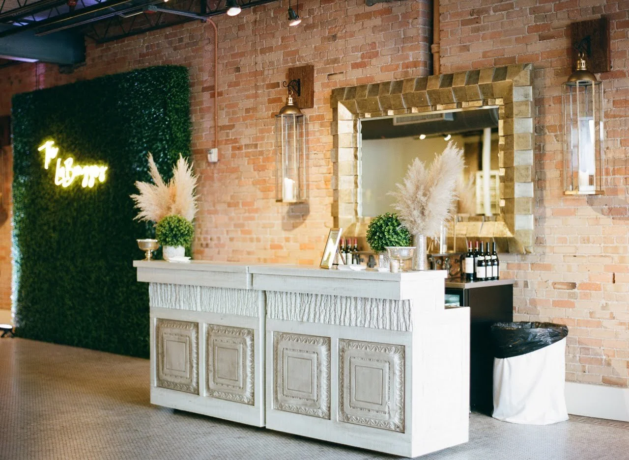 Almond Leaf Studios-0066_0074.jpg