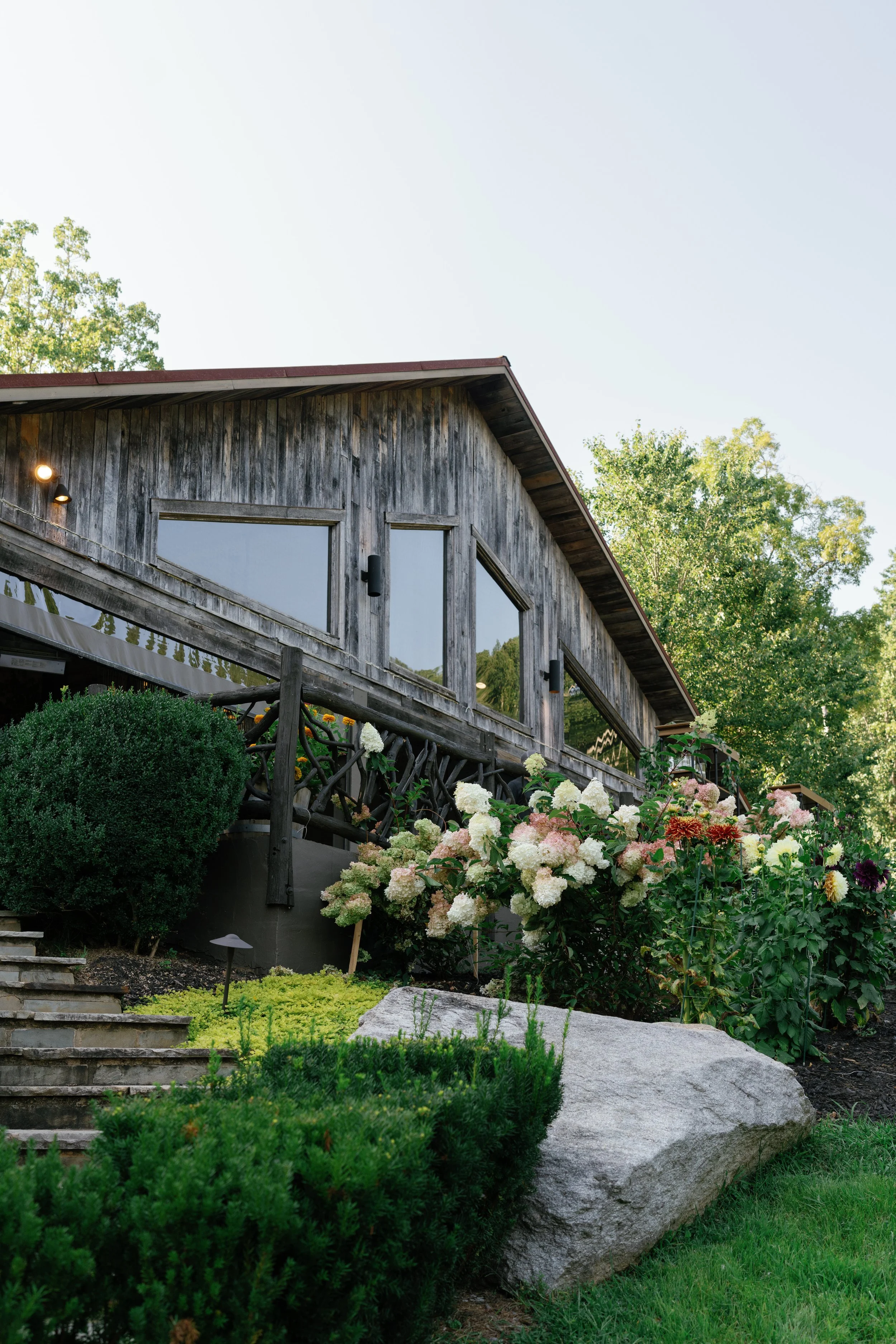 Lizzie Baker Photo _ Brittany & Jared _ Vineyard at High Holly Wedding _ Old Edwards Wedding _ Highlands NC Wedding-8 (2).jpg