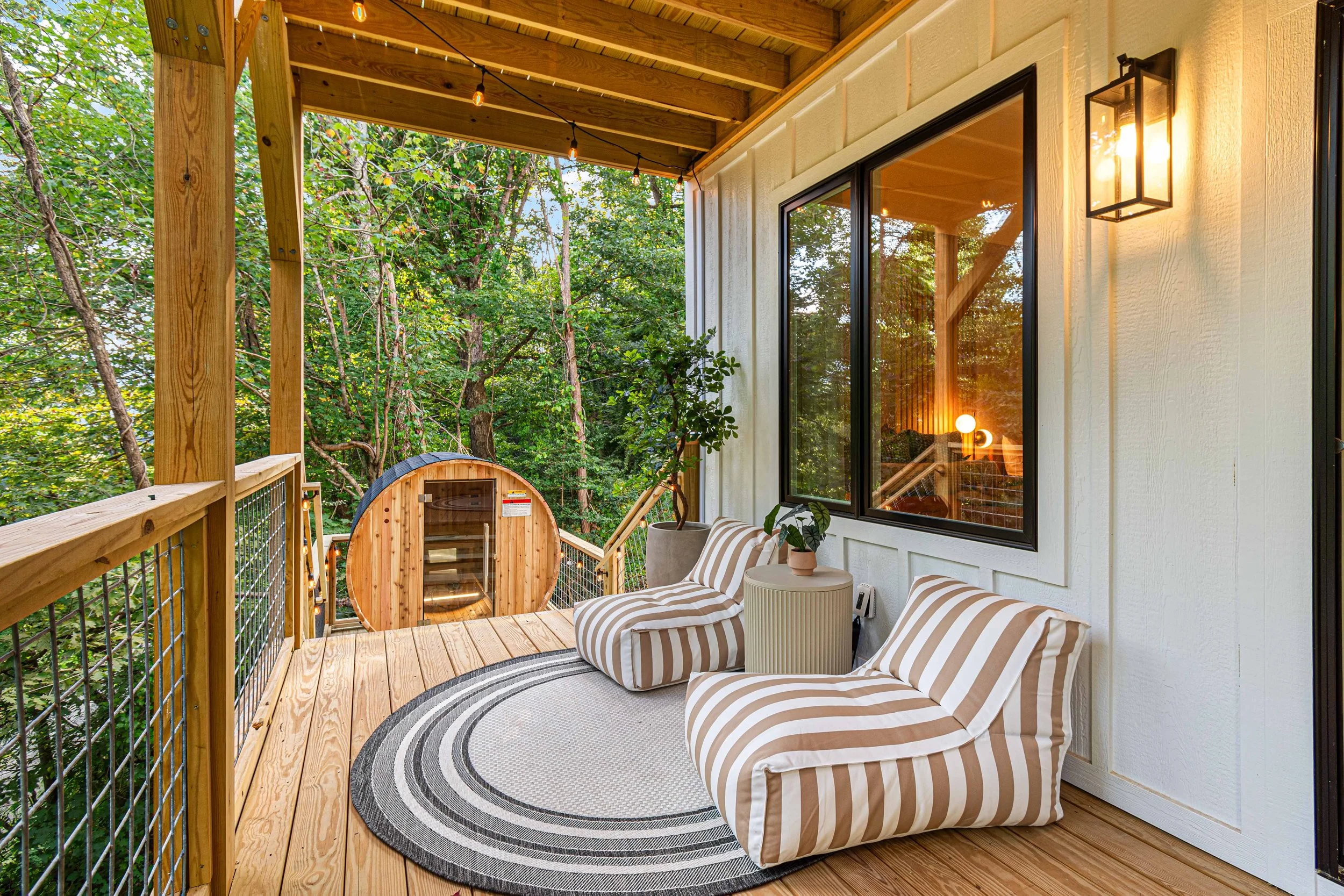Downstairs Deck (3) (1).jpg