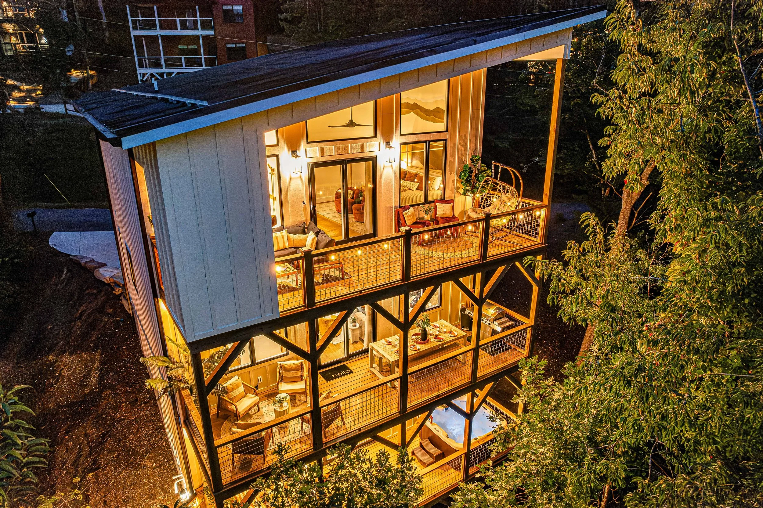 Exterior Twilight (3) (1).jpg