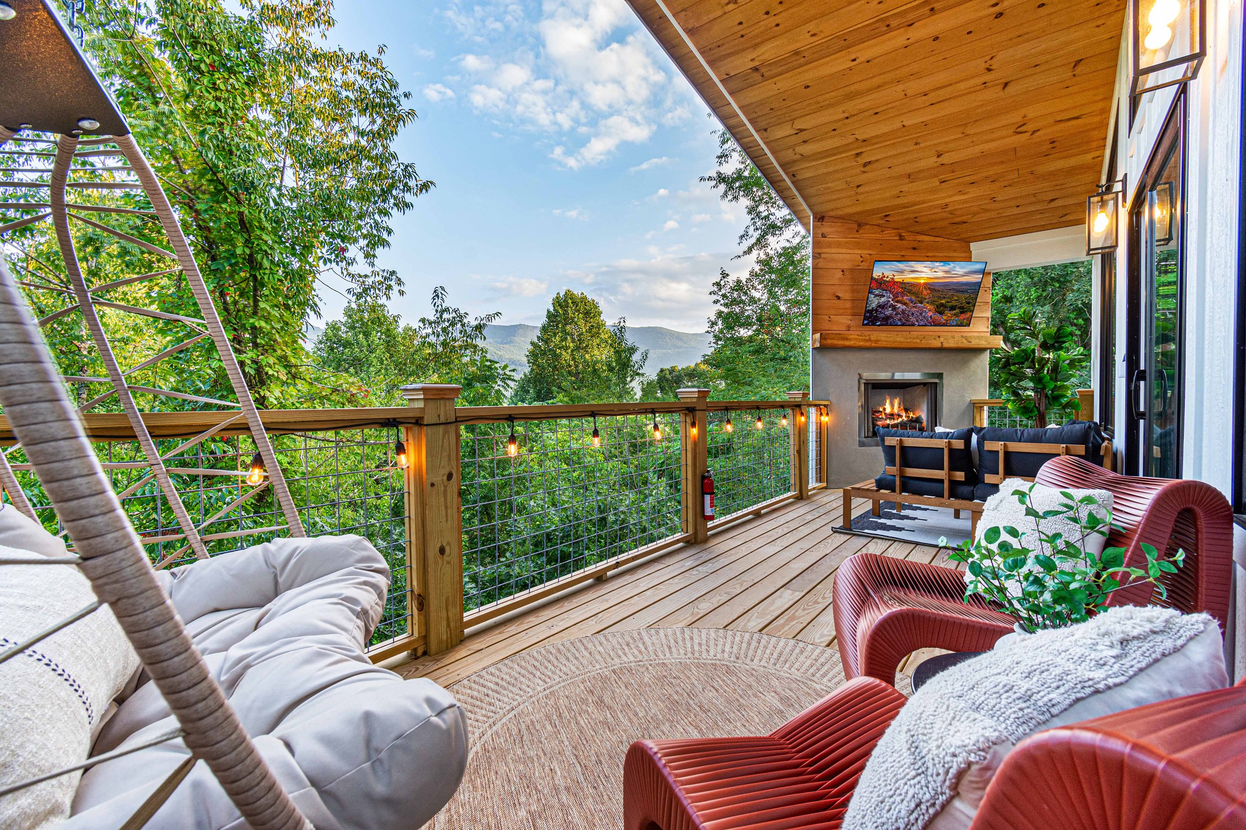 Upstairs Deck (1) (1).jpg