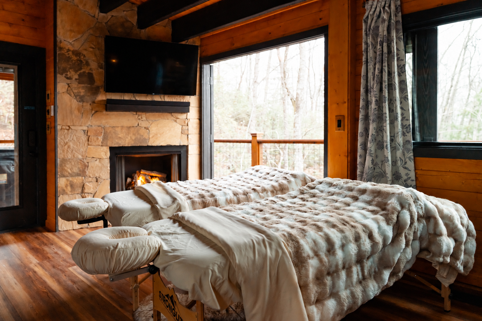 massage landscape.png