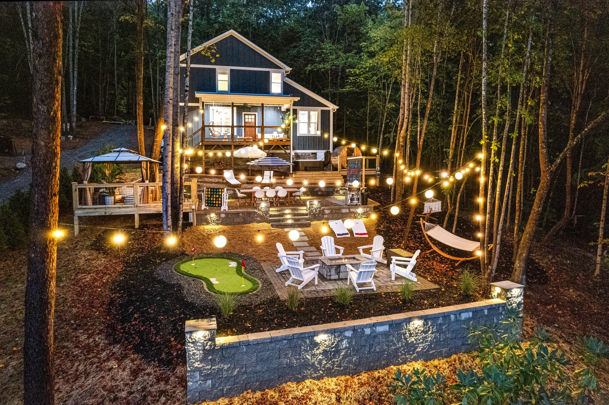 Exterior Twilight (10).jpg