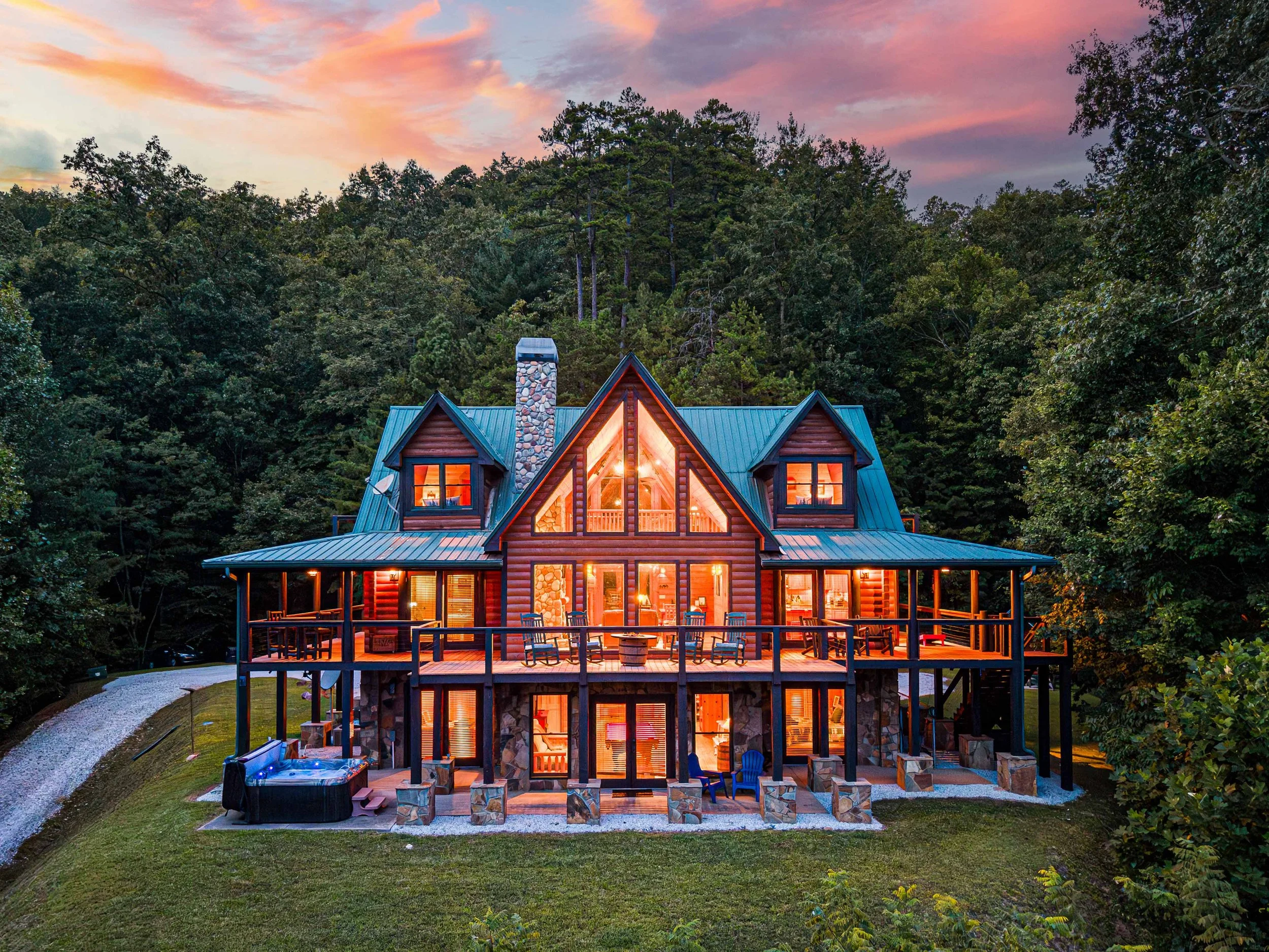 Exterior Twilight (12.5).jpg