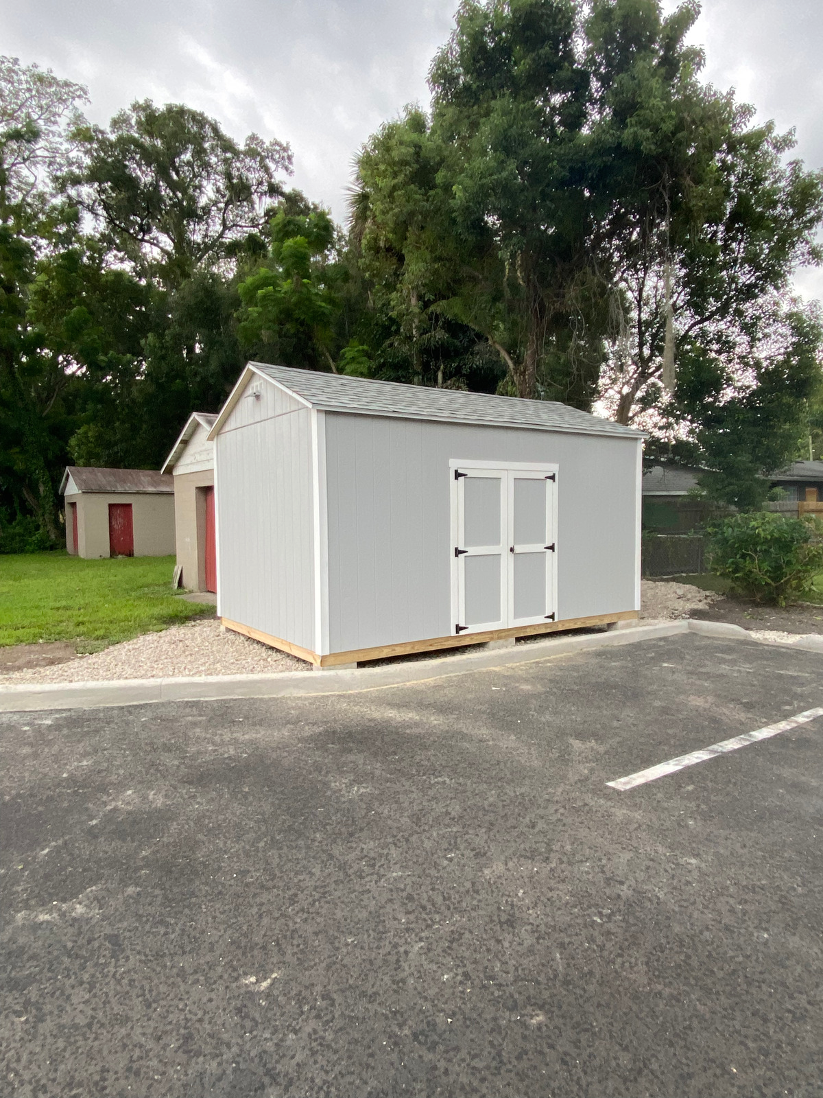 10x16 with extra high 8ft walls & no windows