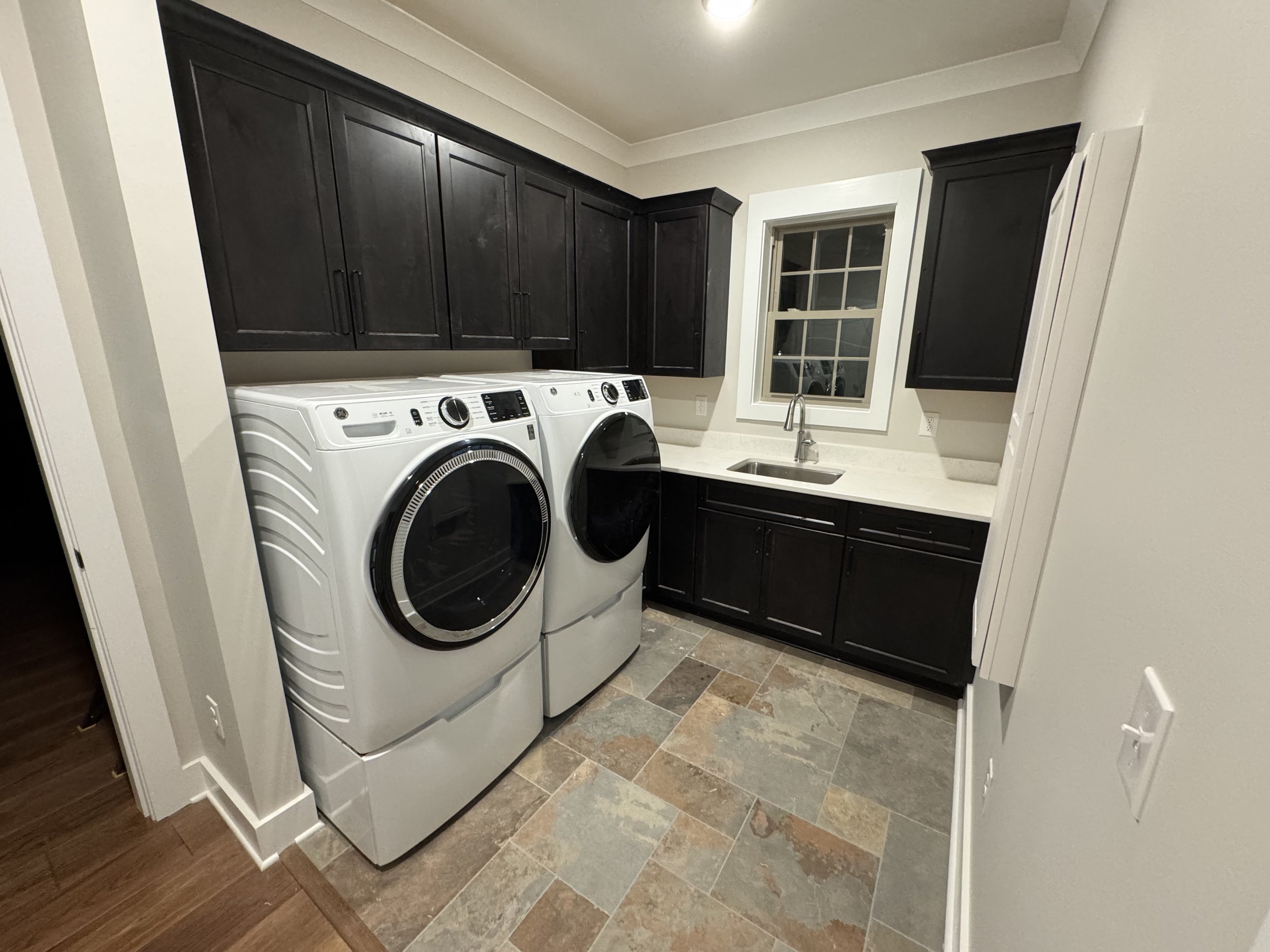 Custom single family home in Oak Ridge, TN.