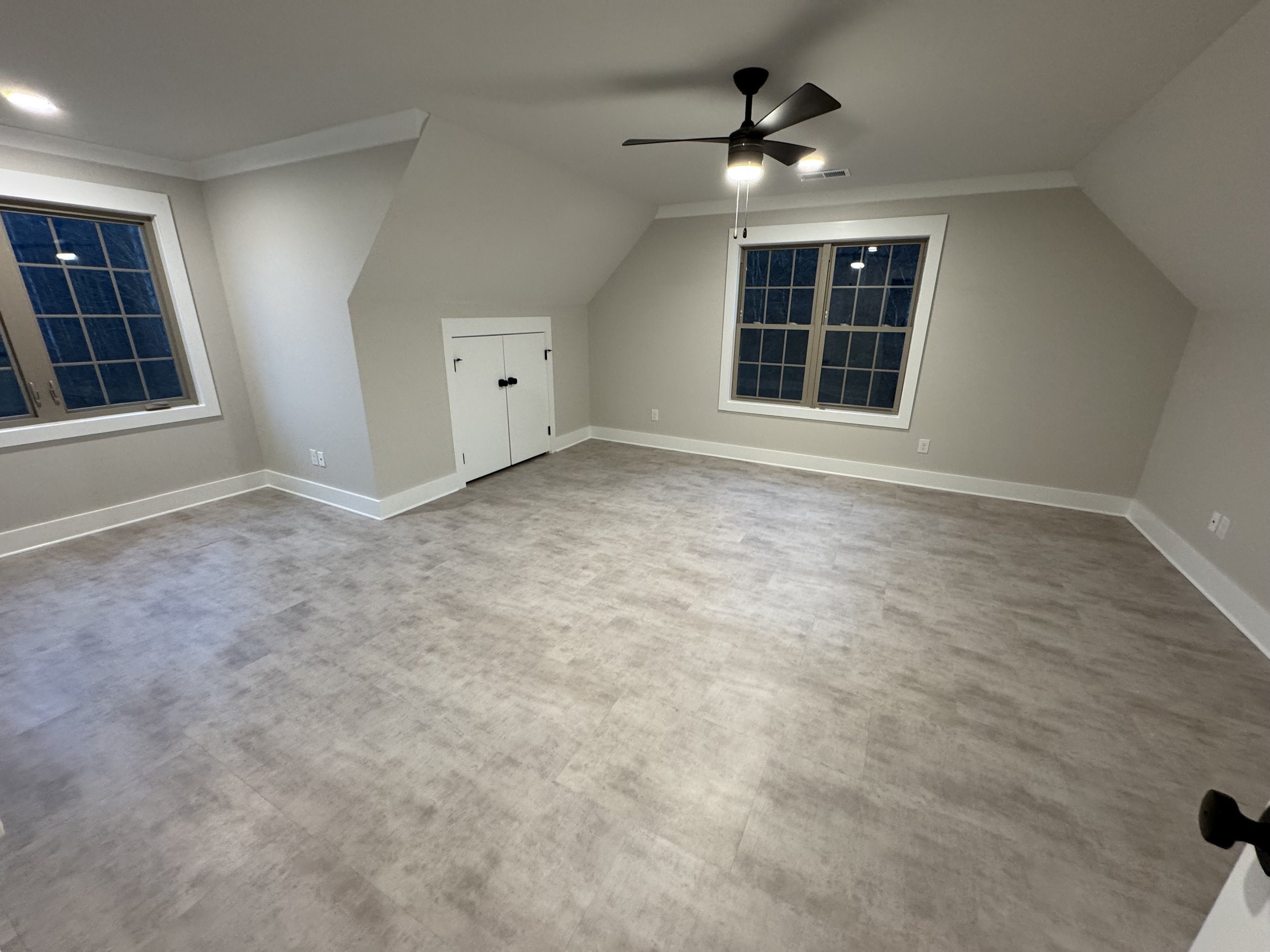Custom single family home in Oak Ridge, TN.