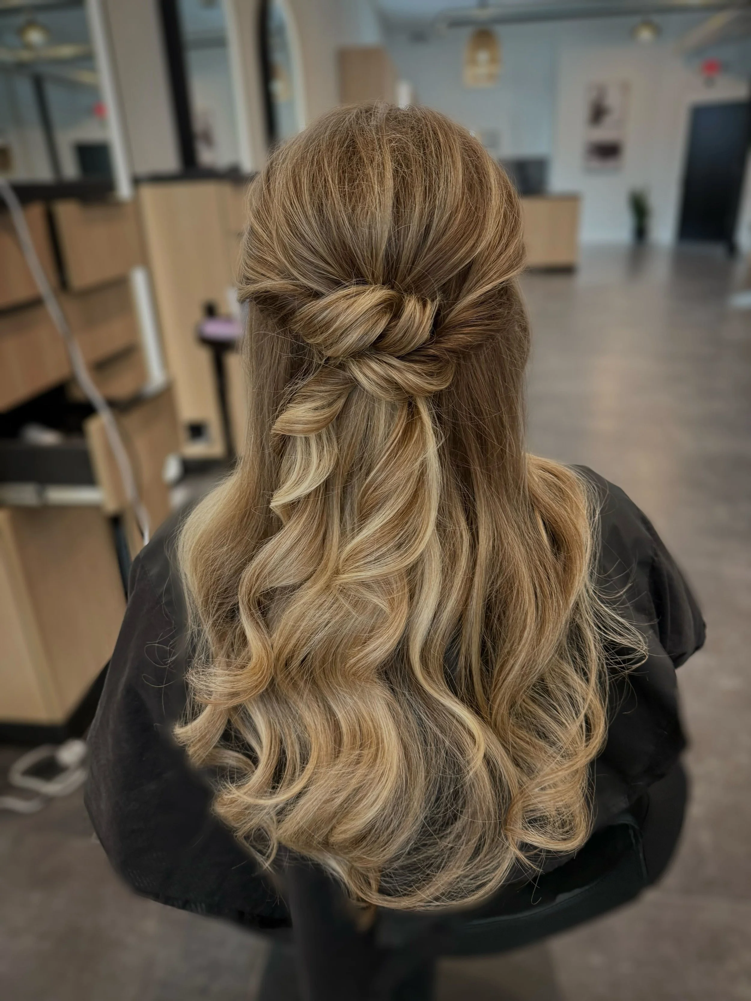 Facetune_06-08-2025-10-35-21.jpg
