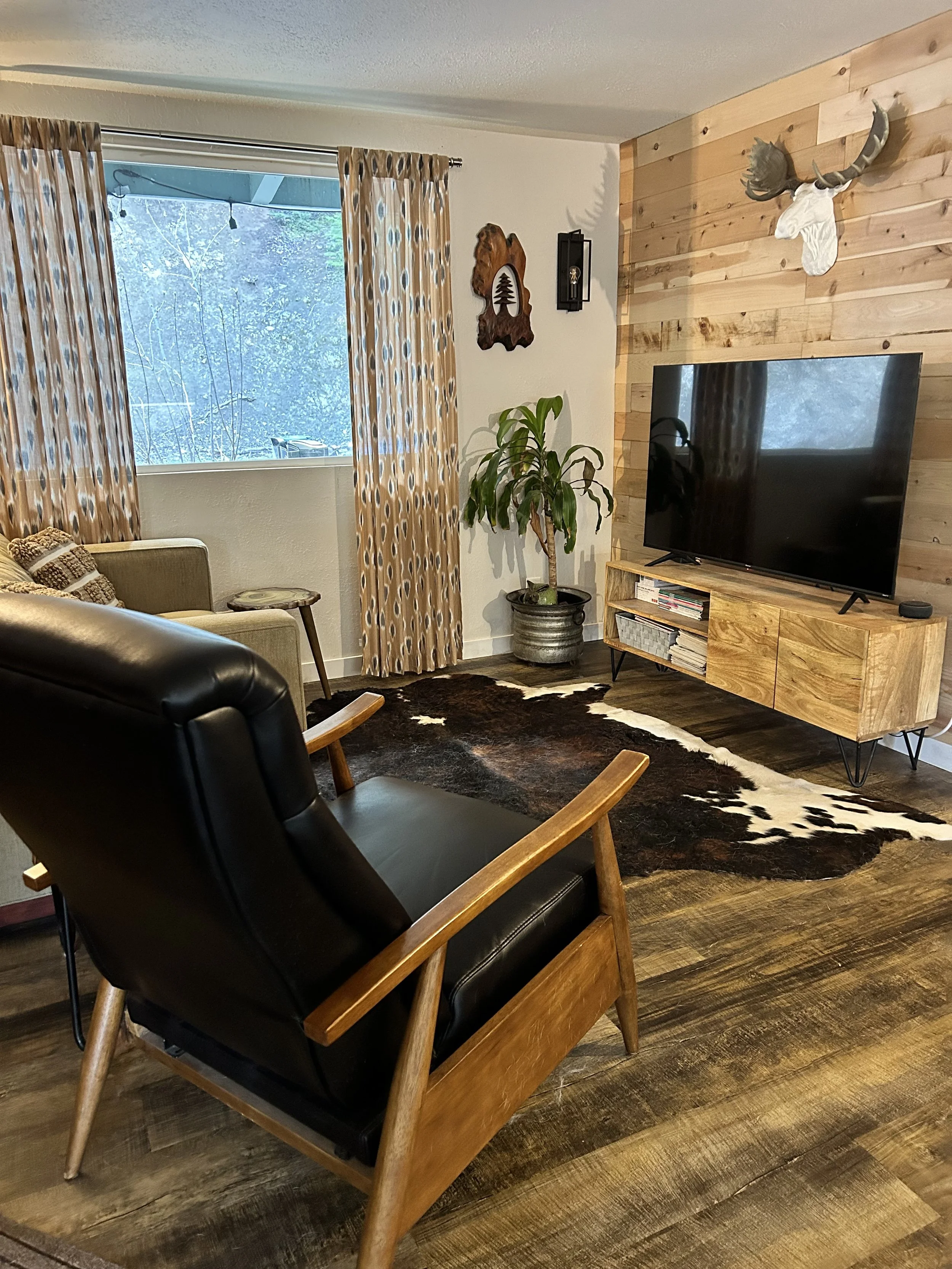 Sitting area after new flooring and lighting